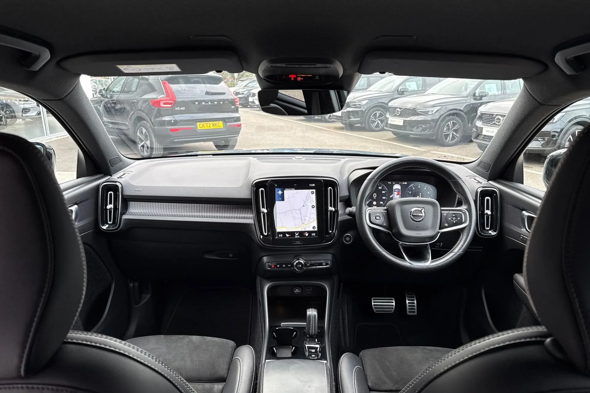 Volvo XC40 thumbnail image number 29