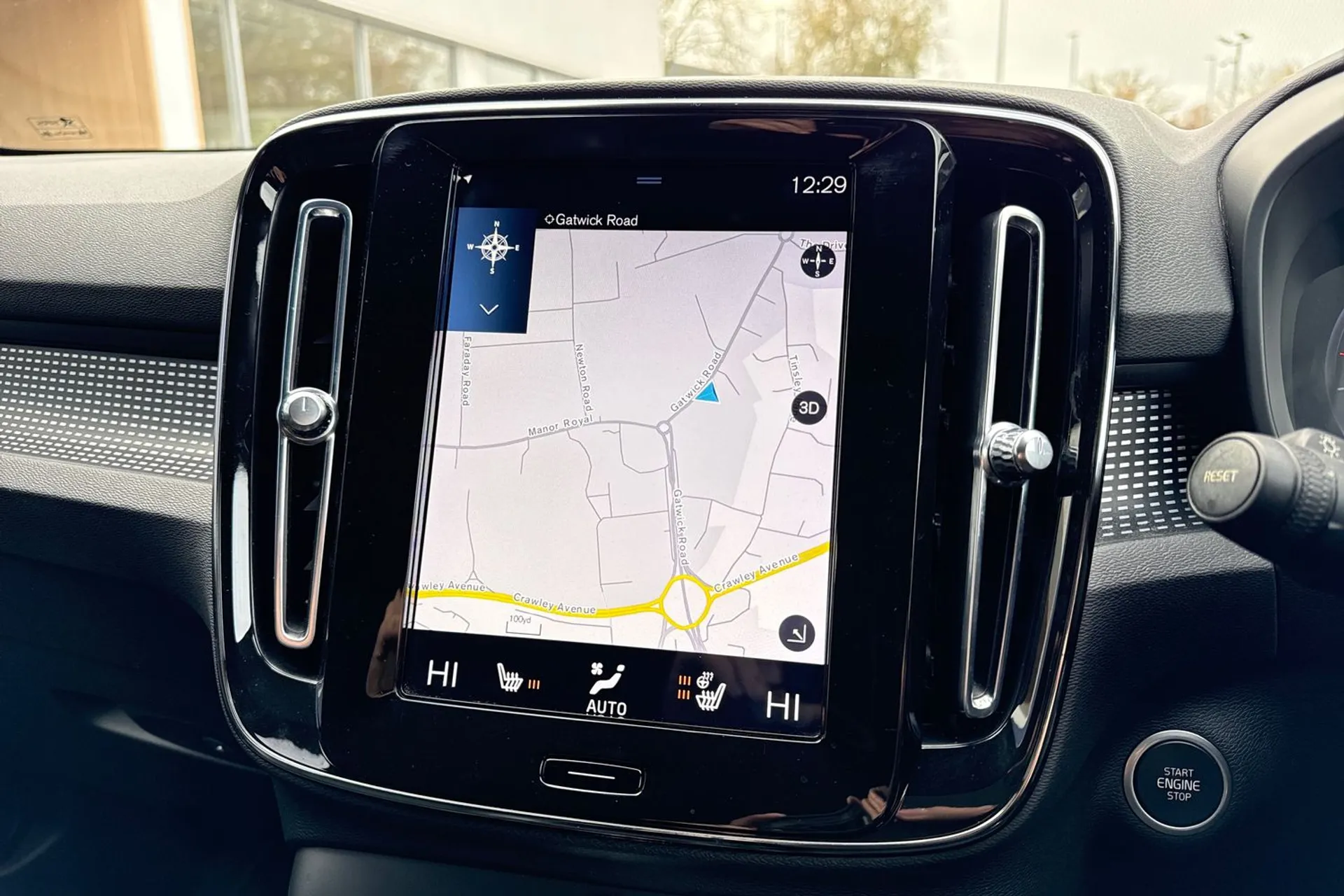 Volvo XC40 thumbnail image number 36