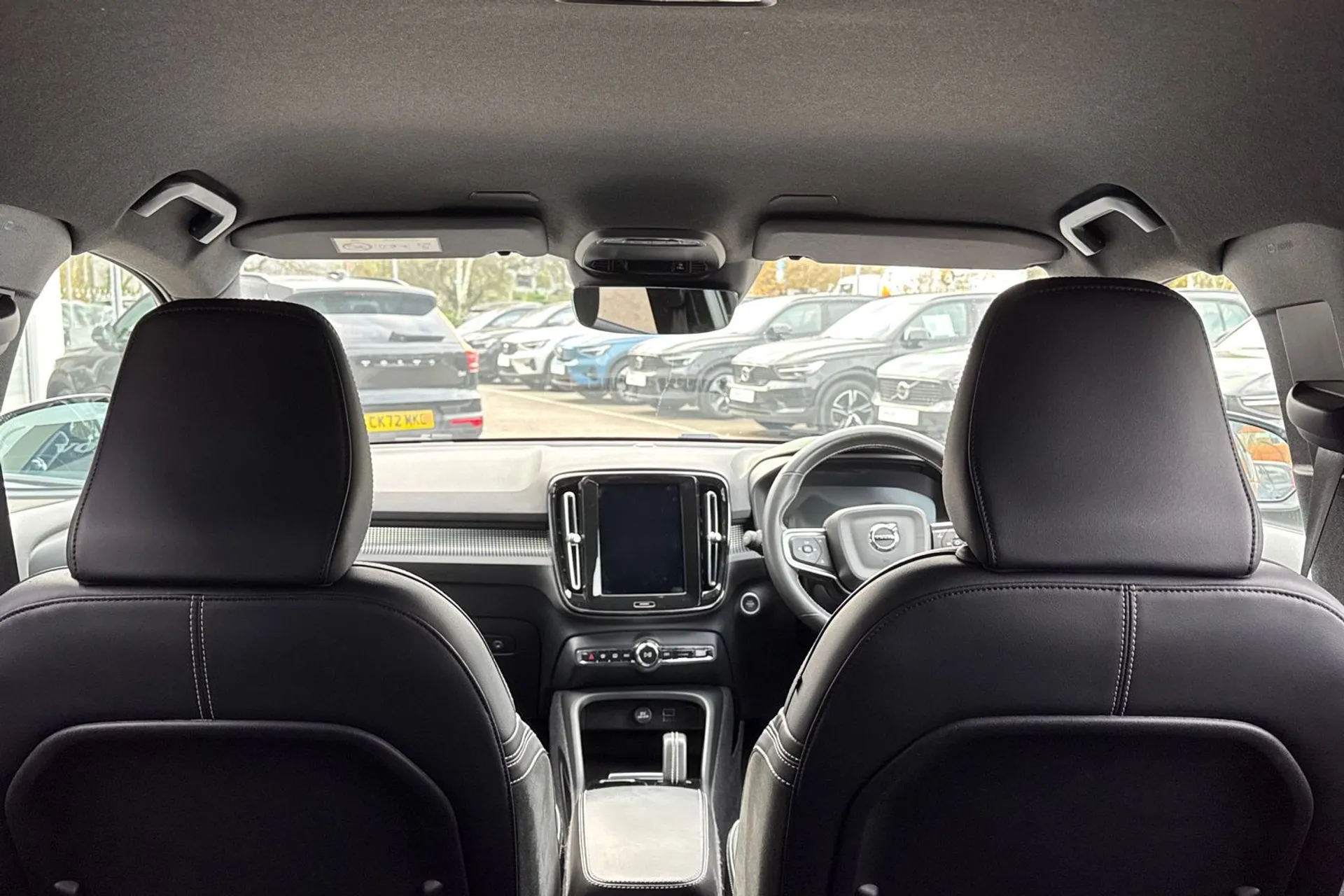 Volvo XC40 thumbnail image number 18