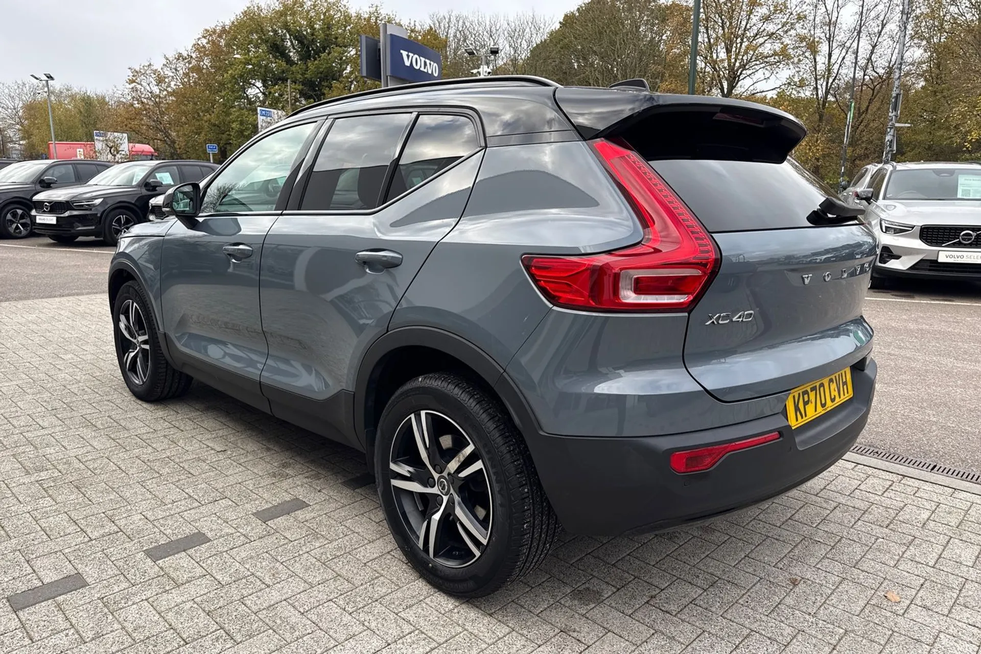 Volvo XC40 thumbnail image number 6