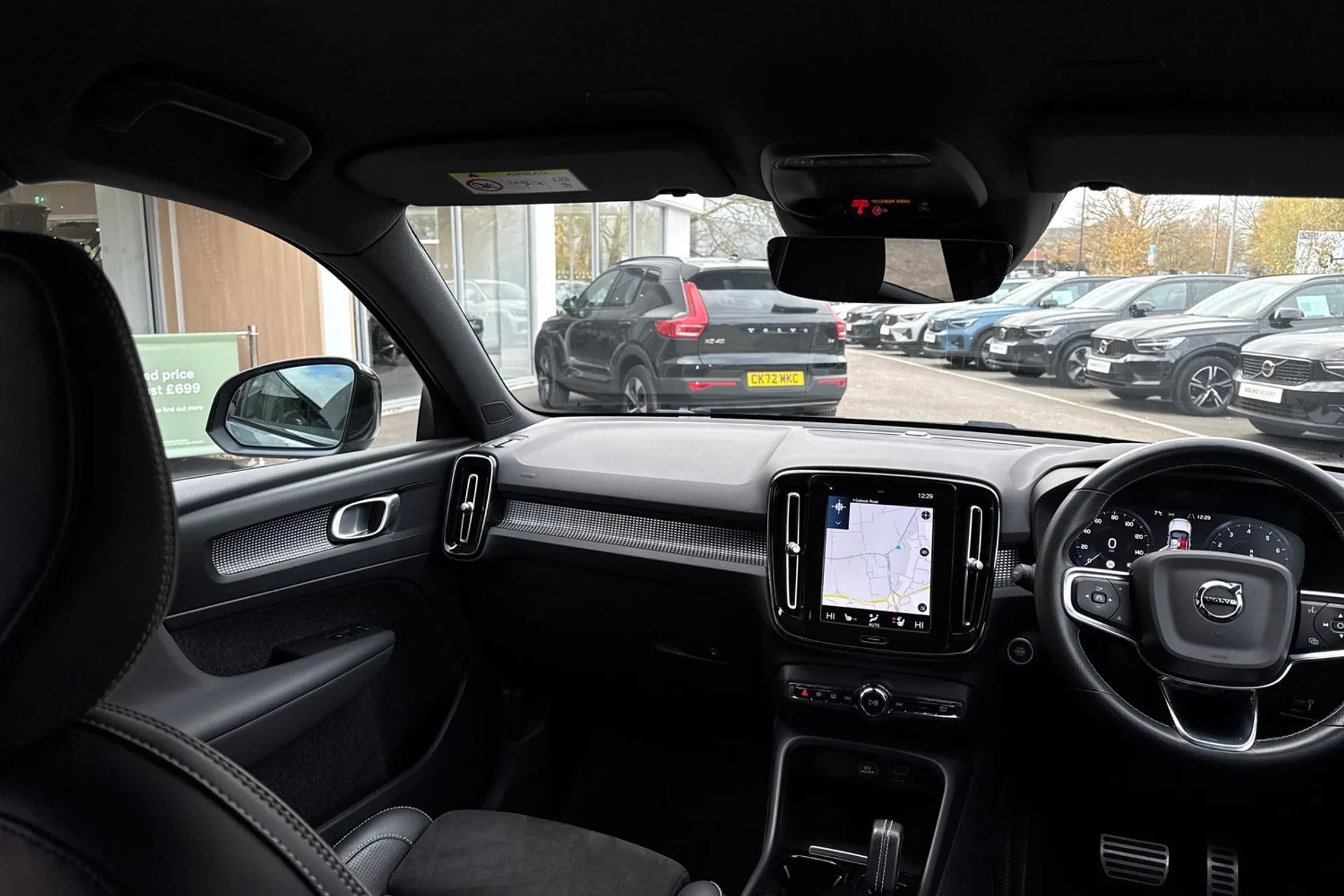 Volvo XC40 thumbnail image number 30