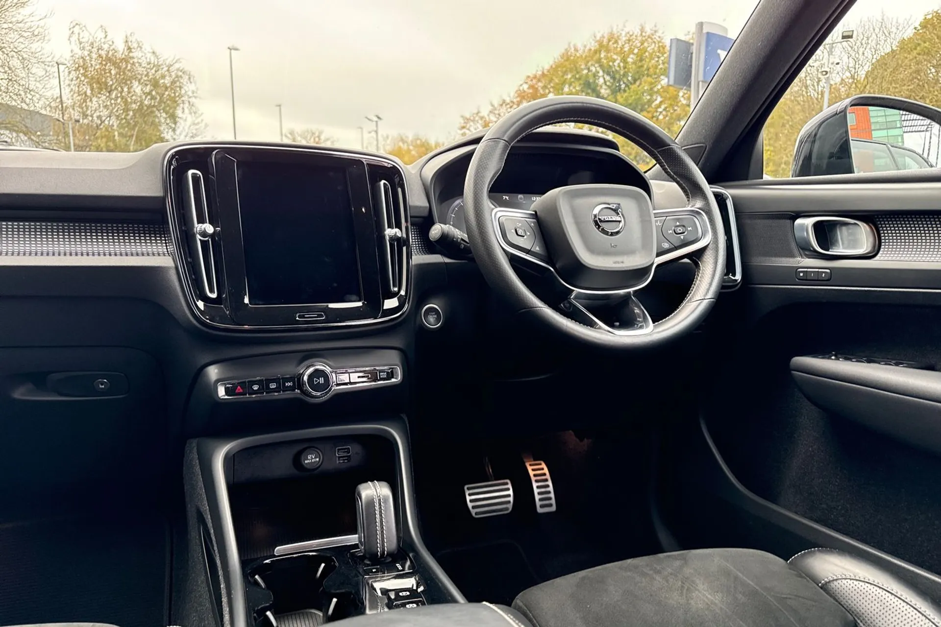 Volvo XC40 thumbnail image number 33