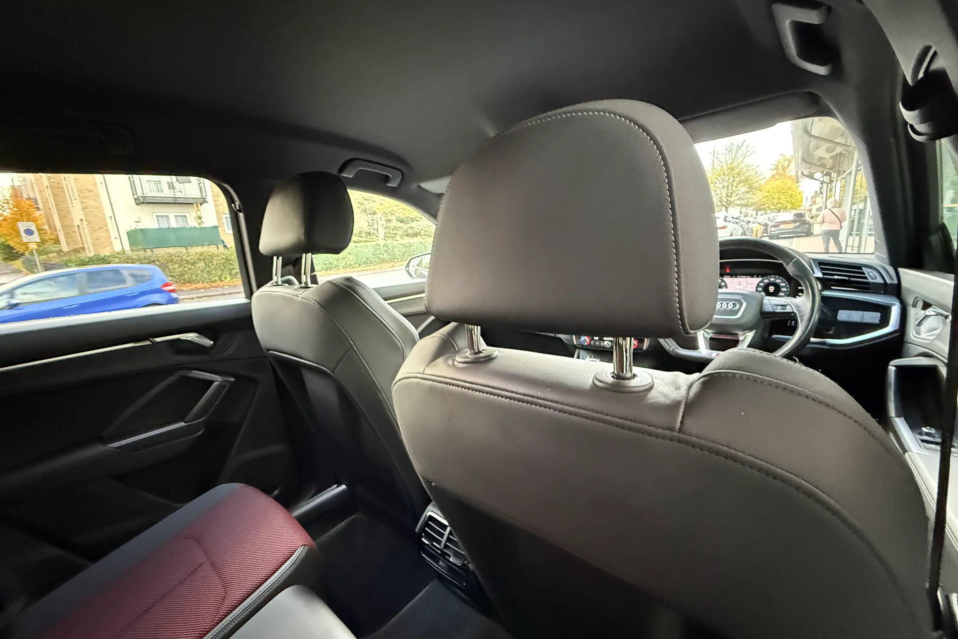 Audi Q3 thumbnail image number 40