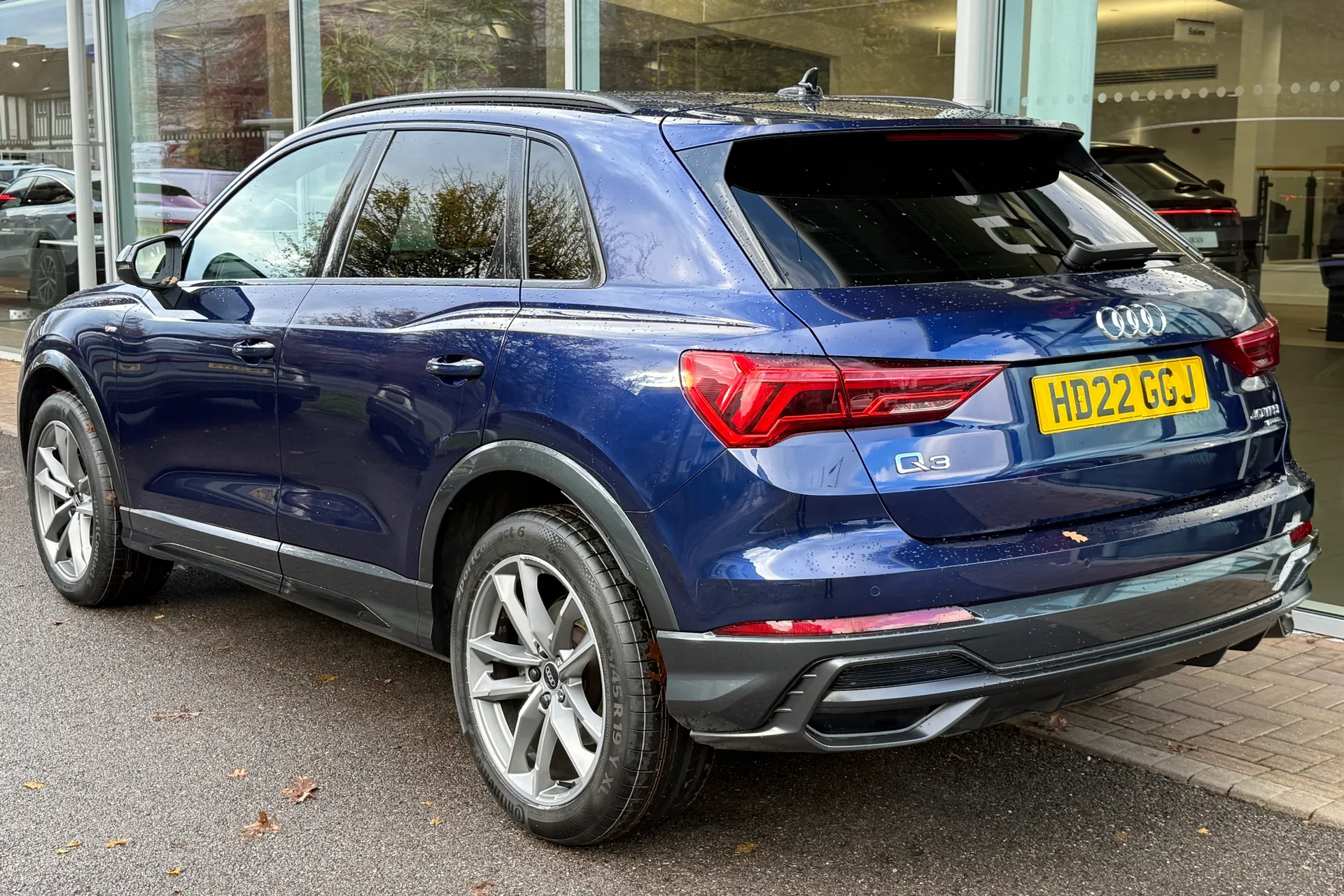 Audi Q3 thumbnail image number 7