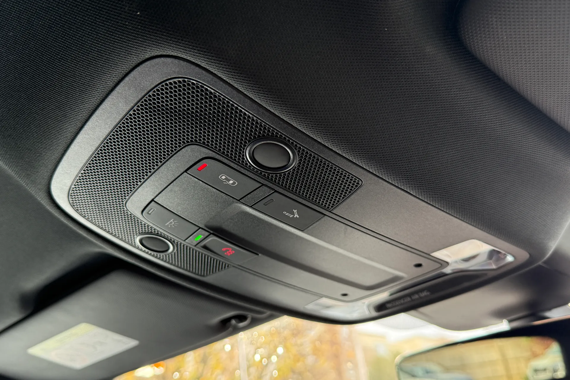 Audi Q3 thumbnail image number 32