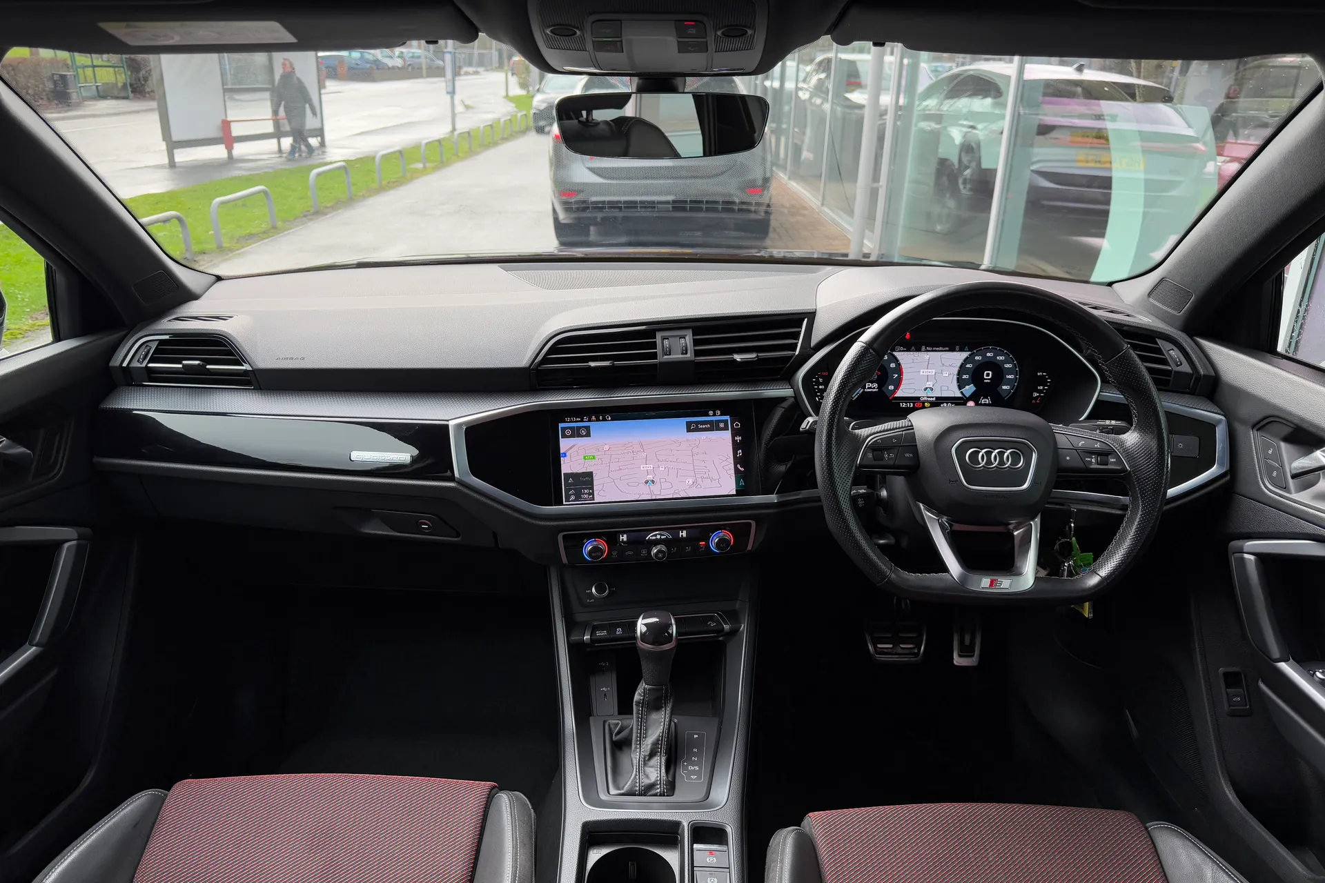 Audi Q3 thumbnail image number 34