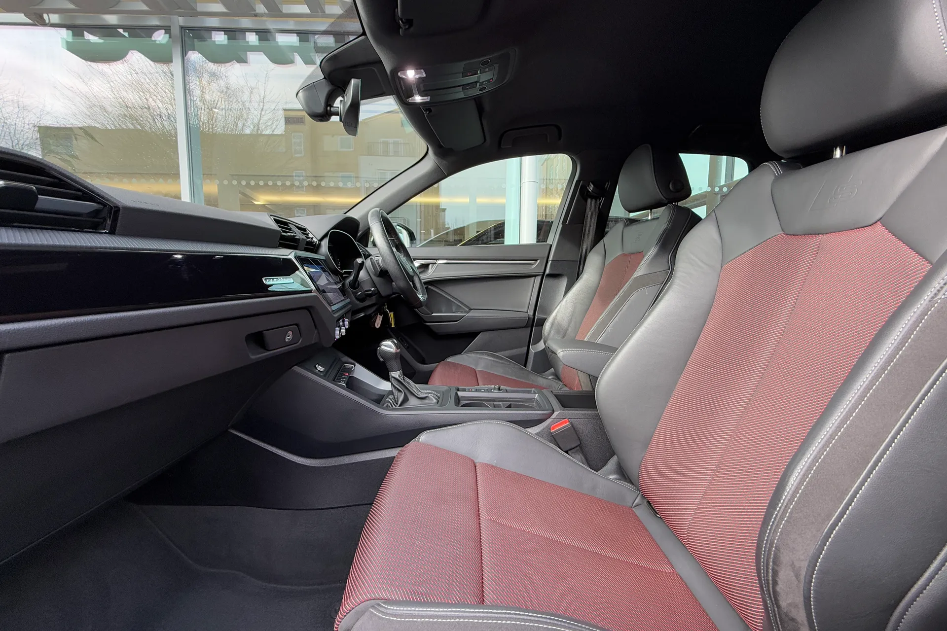 Audi Q3 thumbnail image number 47