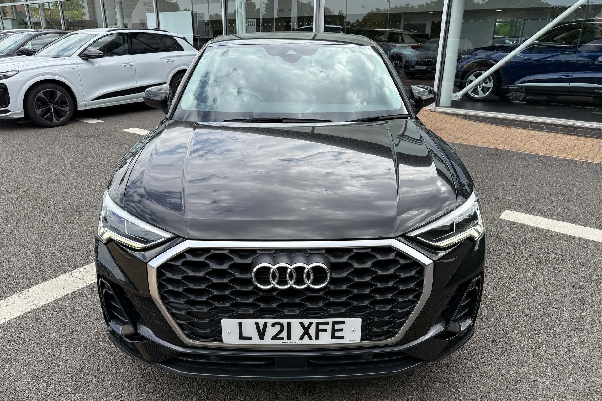 Audi Q3 thumbnail image number 55