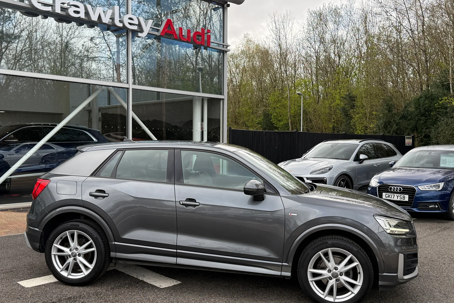 Audi Q2 thumbnail image number 2