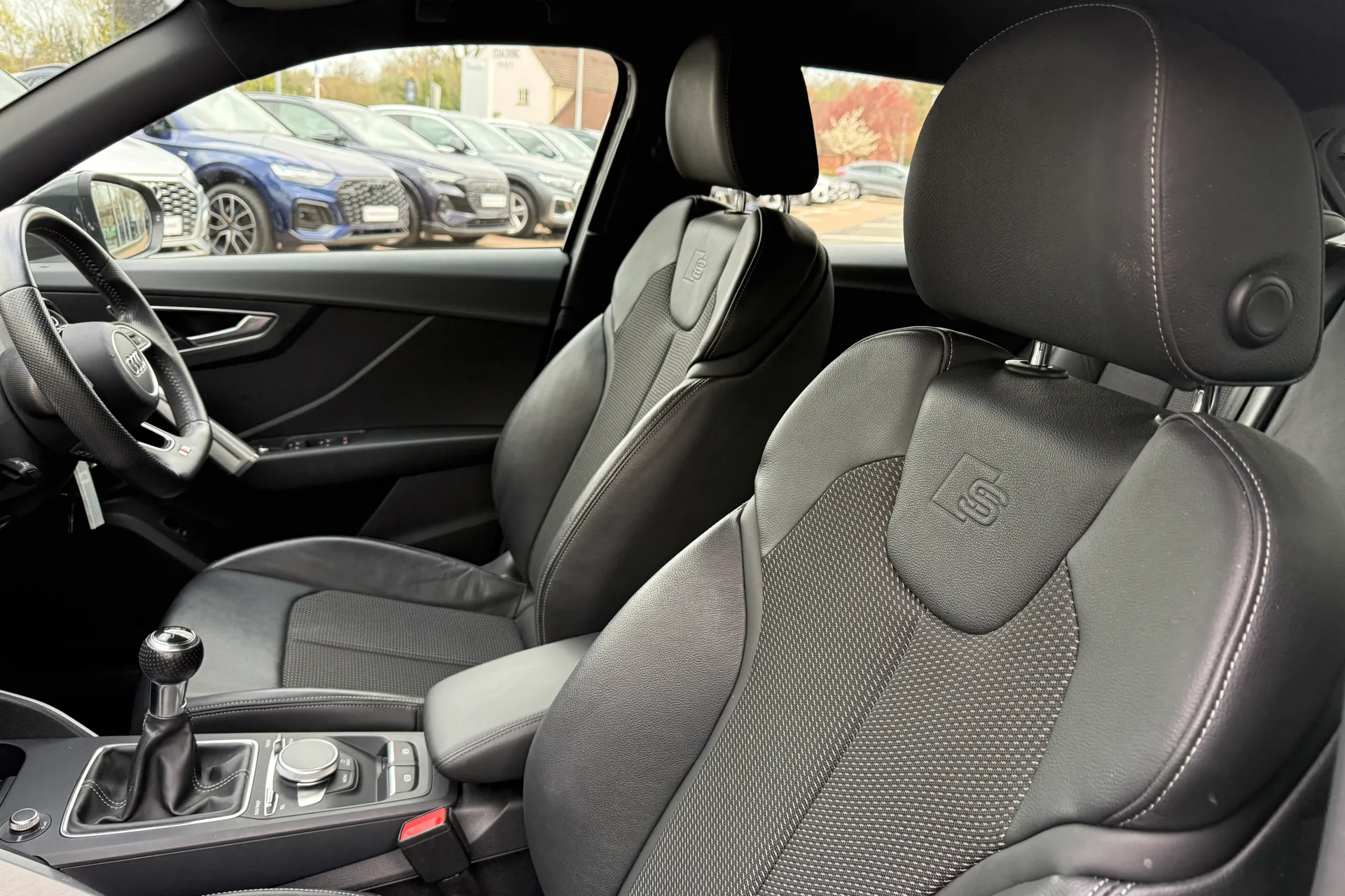 Audi Q2 thumbnail image number 49