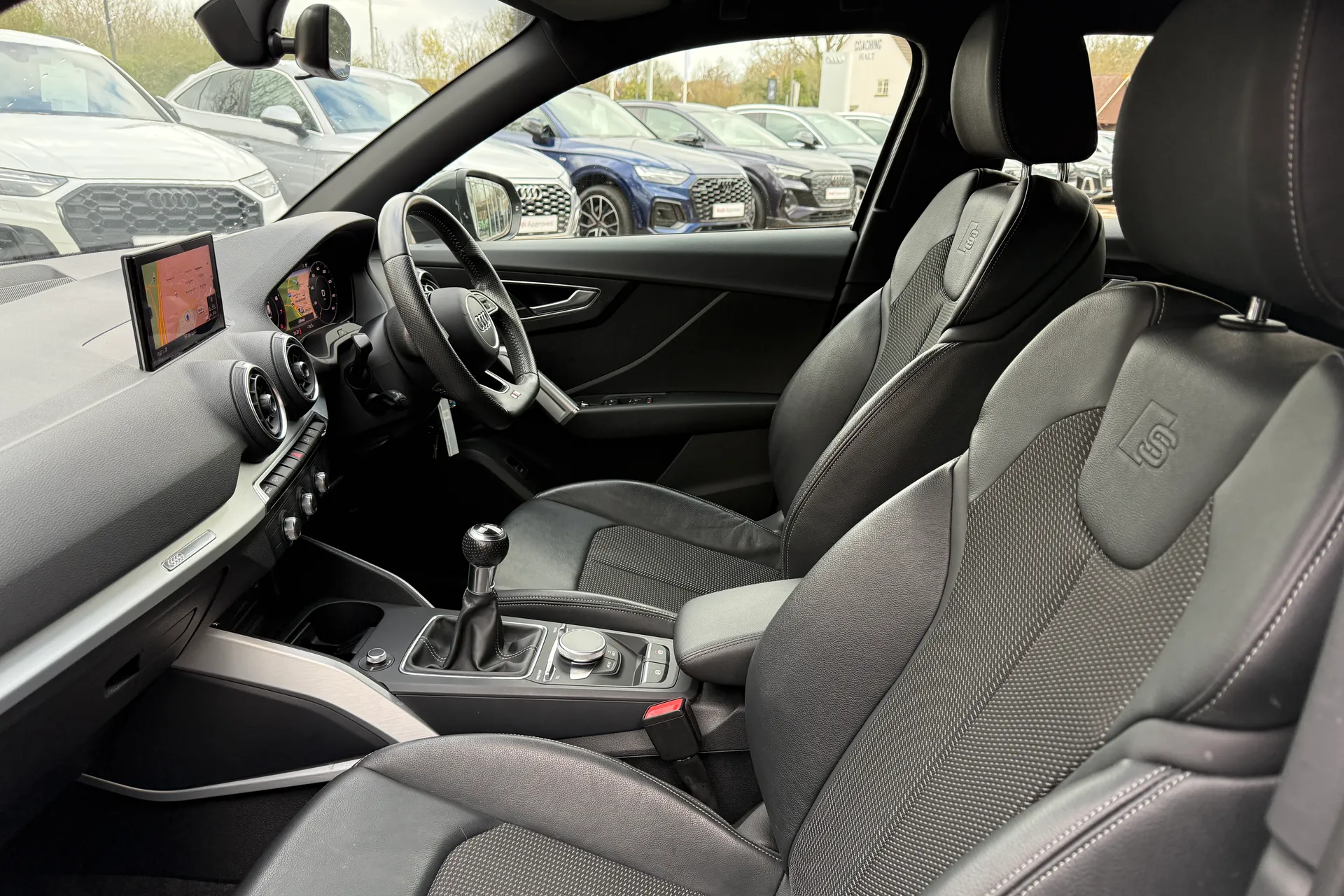 Audi Q2 thumbnail image number 50