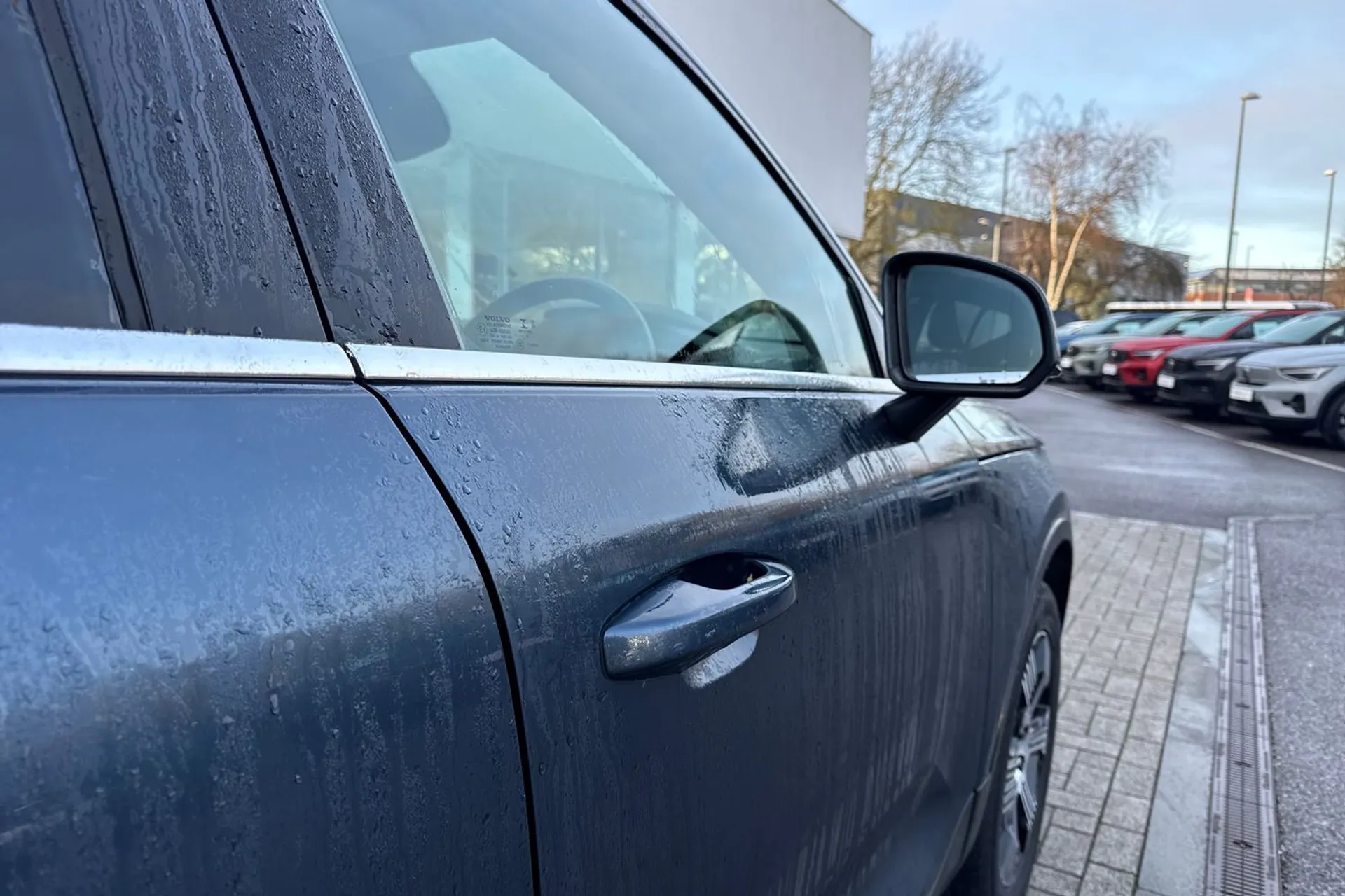 Volvo XC40 thumbnail image number 17