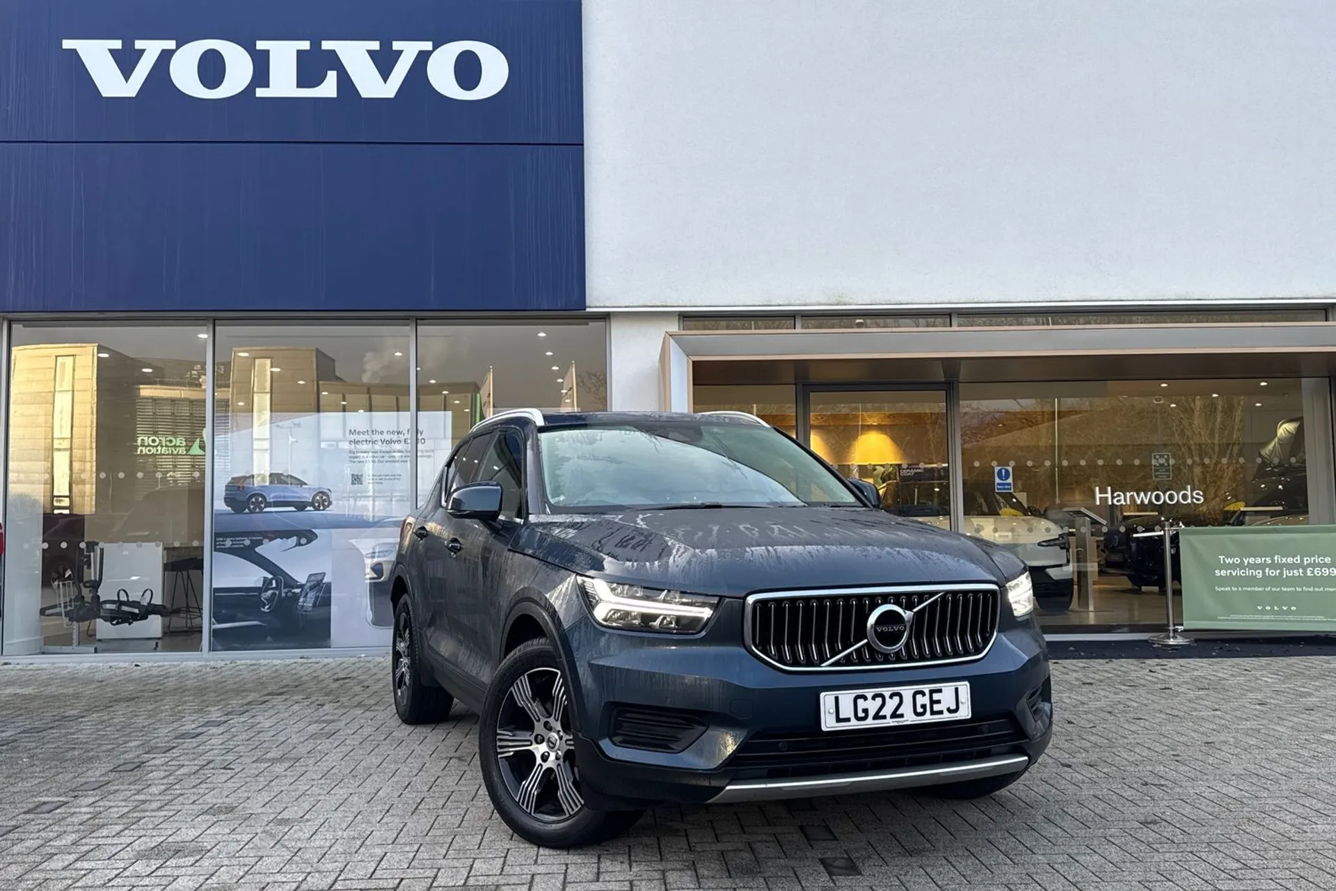 Volvo XC40 focused image