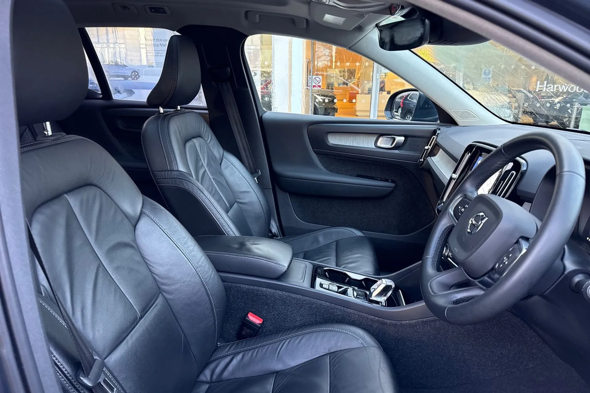 Volvo XC40 thumbnail image number 26