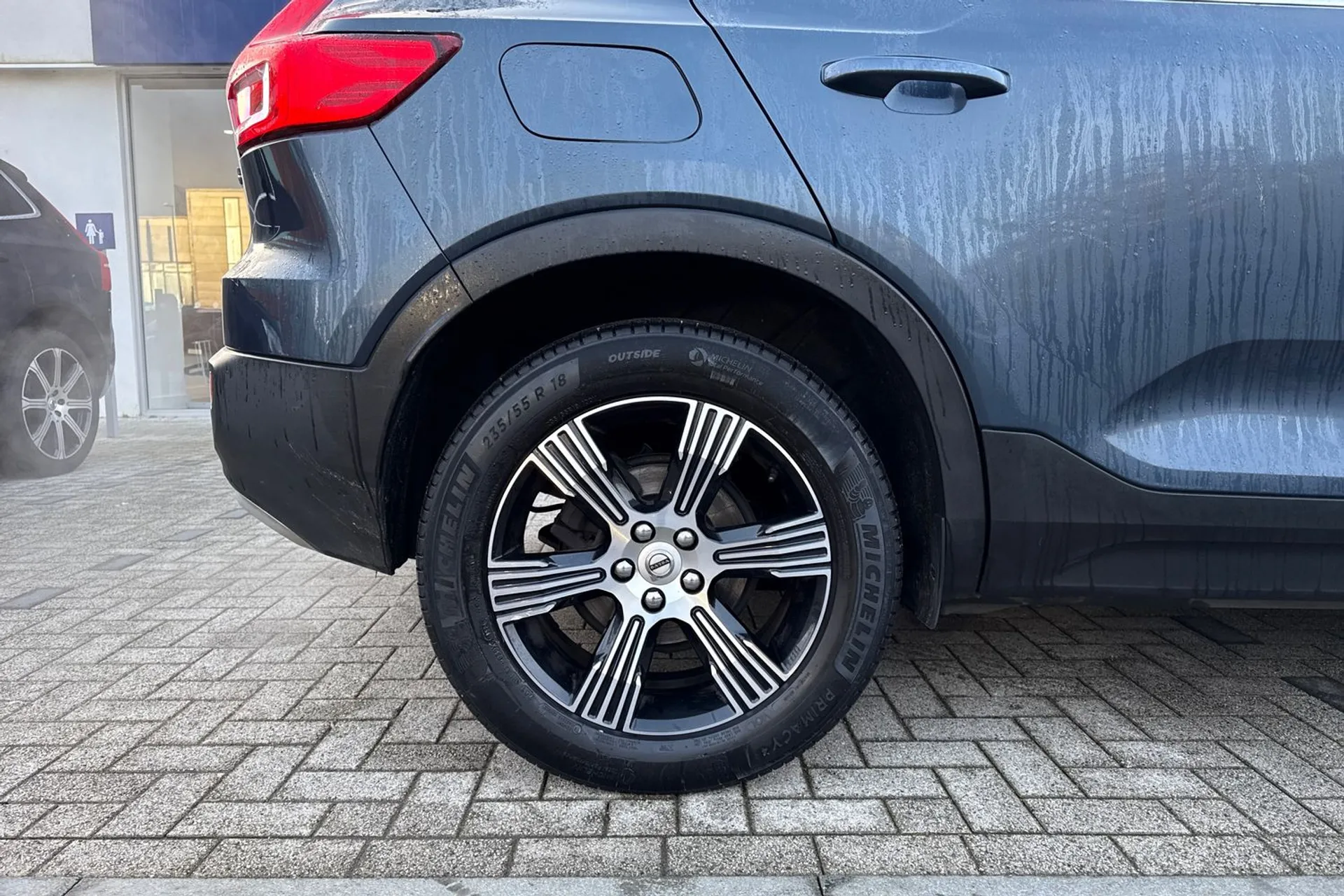 Volvo XC40 thumbnail image number 14