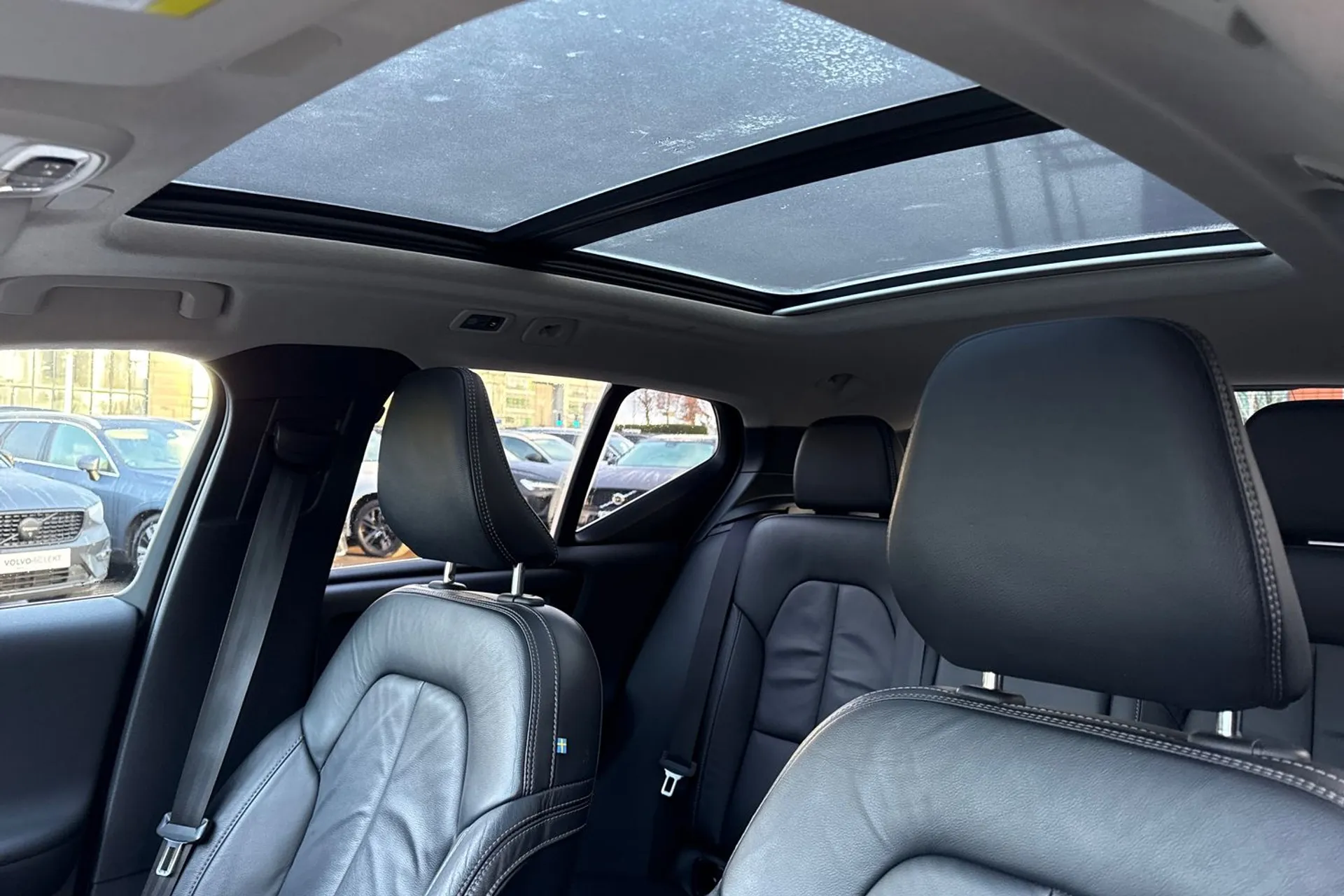 Volvo XC40 thumbnail image number 29