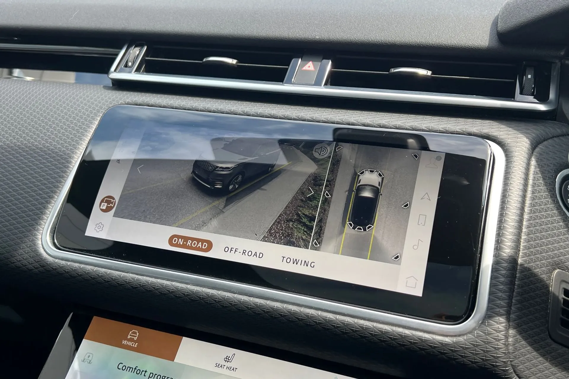 LAND ROVER RANGE ROVER VELAR thumbnail image number 7