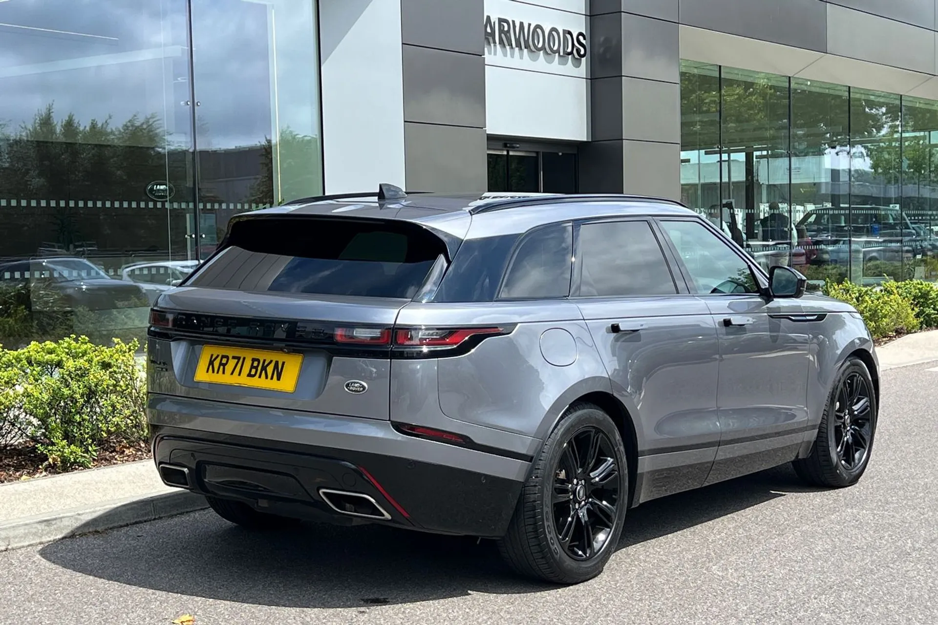 LAND ROVER RANGE ROVER VELAR thumbnail image number 12