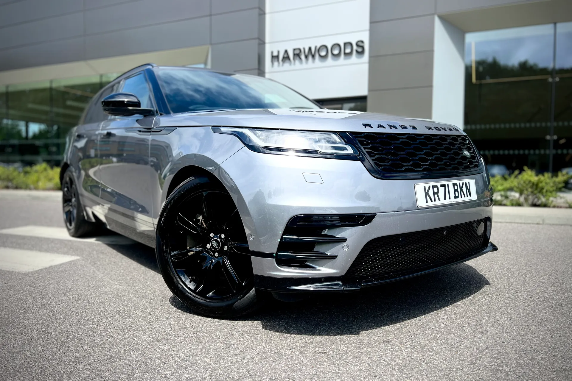 LAND ROVER RANGE ROVER VELAR thumbnail image number 9