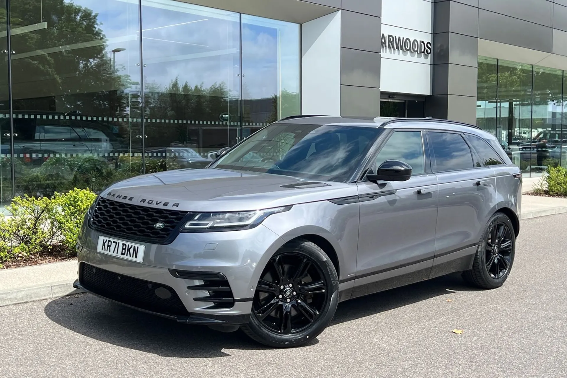 LAND ROVER RANGE ROVER VELAR thumbnail image number 19