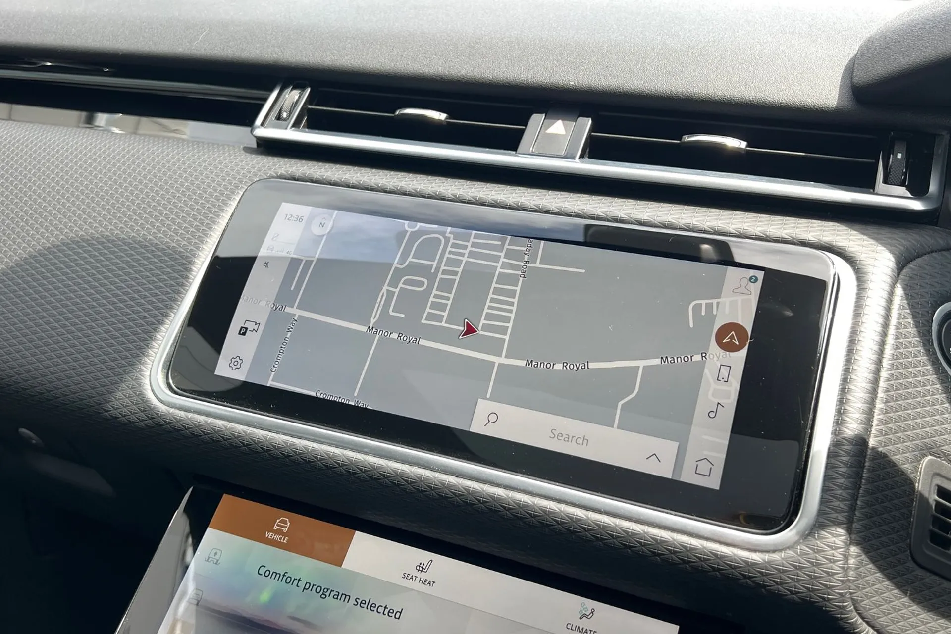 LAND ROVER RANGE ROVER VELAR thumbnail image number 5