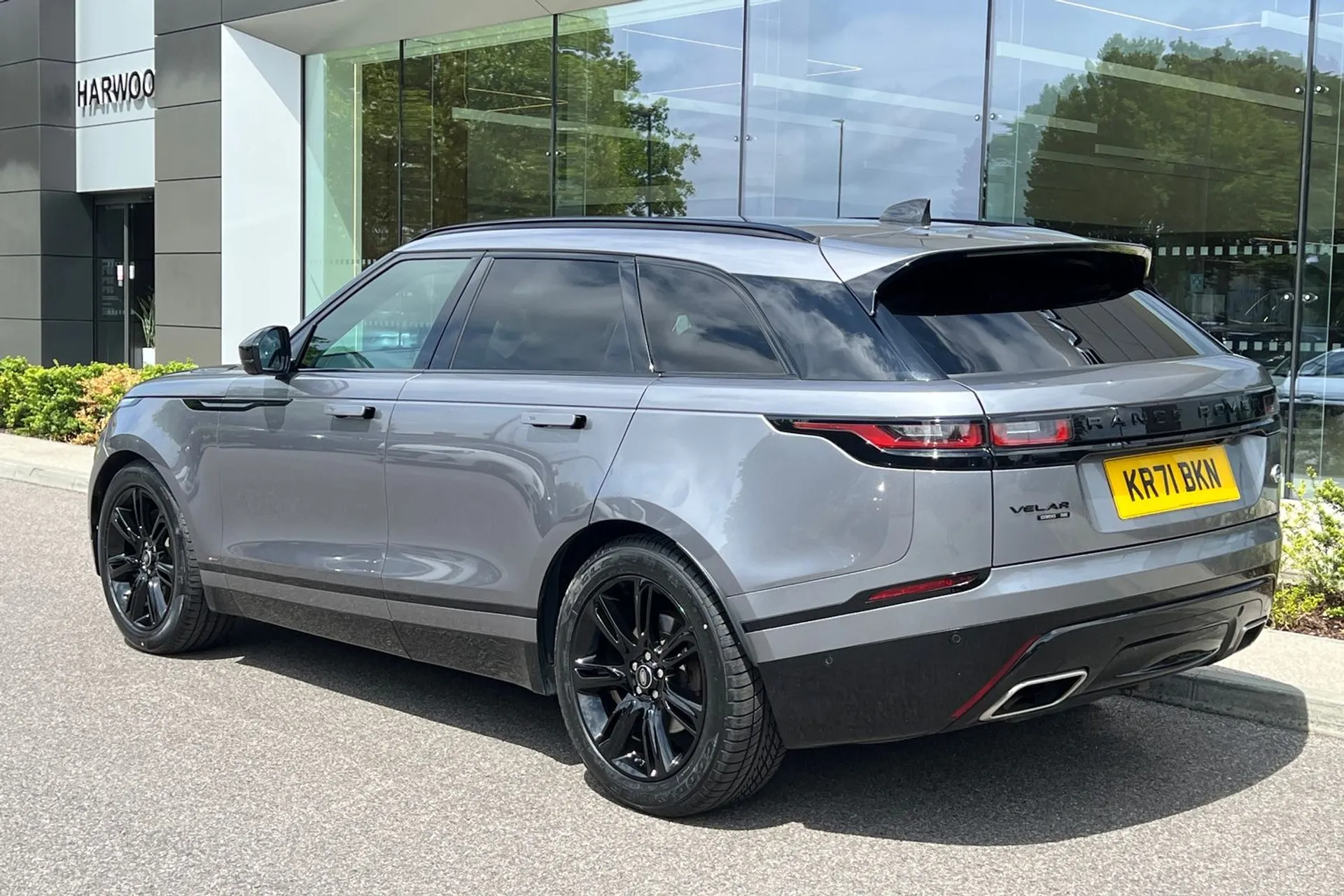 LAND ROVER RANGE ROVER VELAR thumbnail image number 17