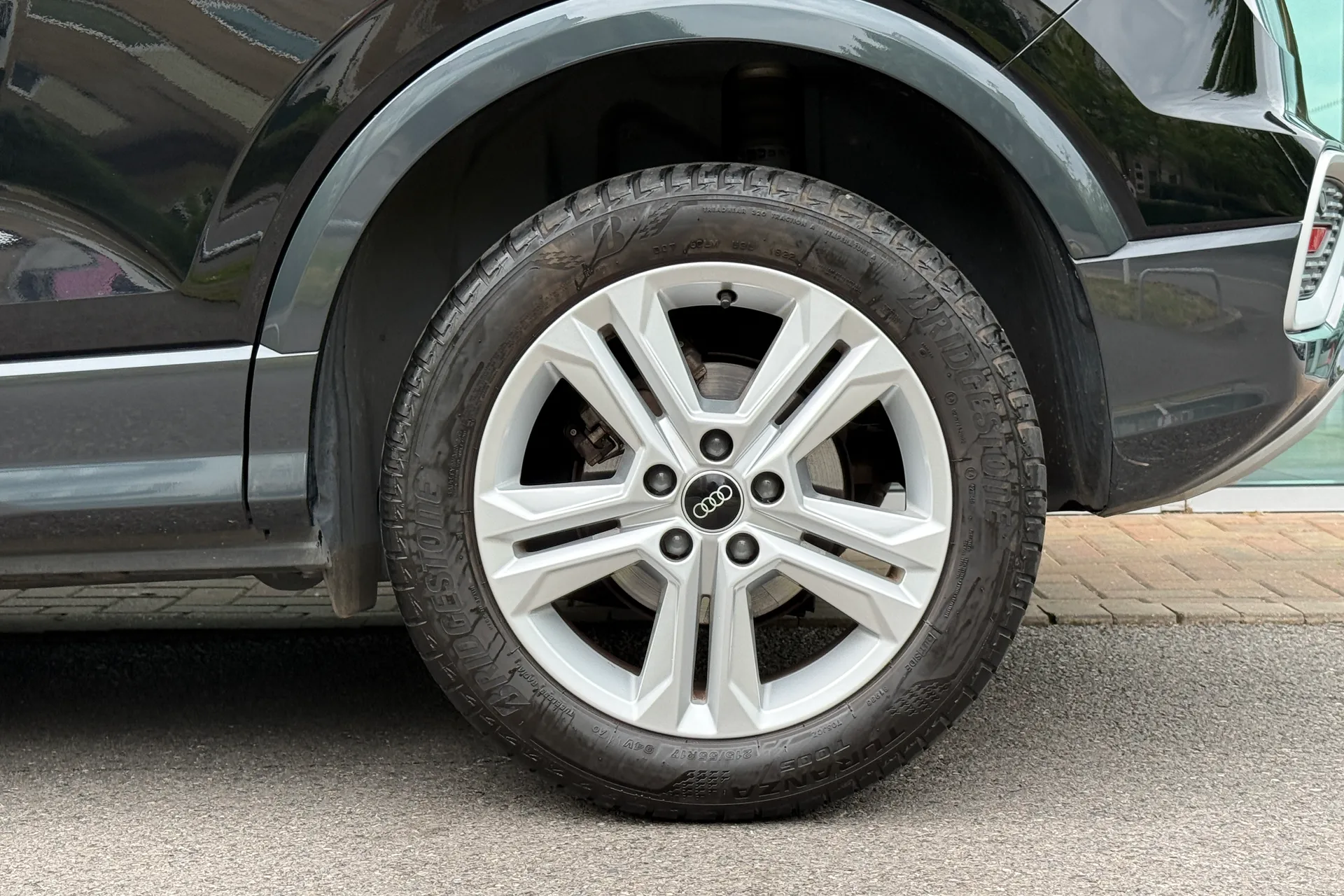 Audi Q2 thumbnail image number 9