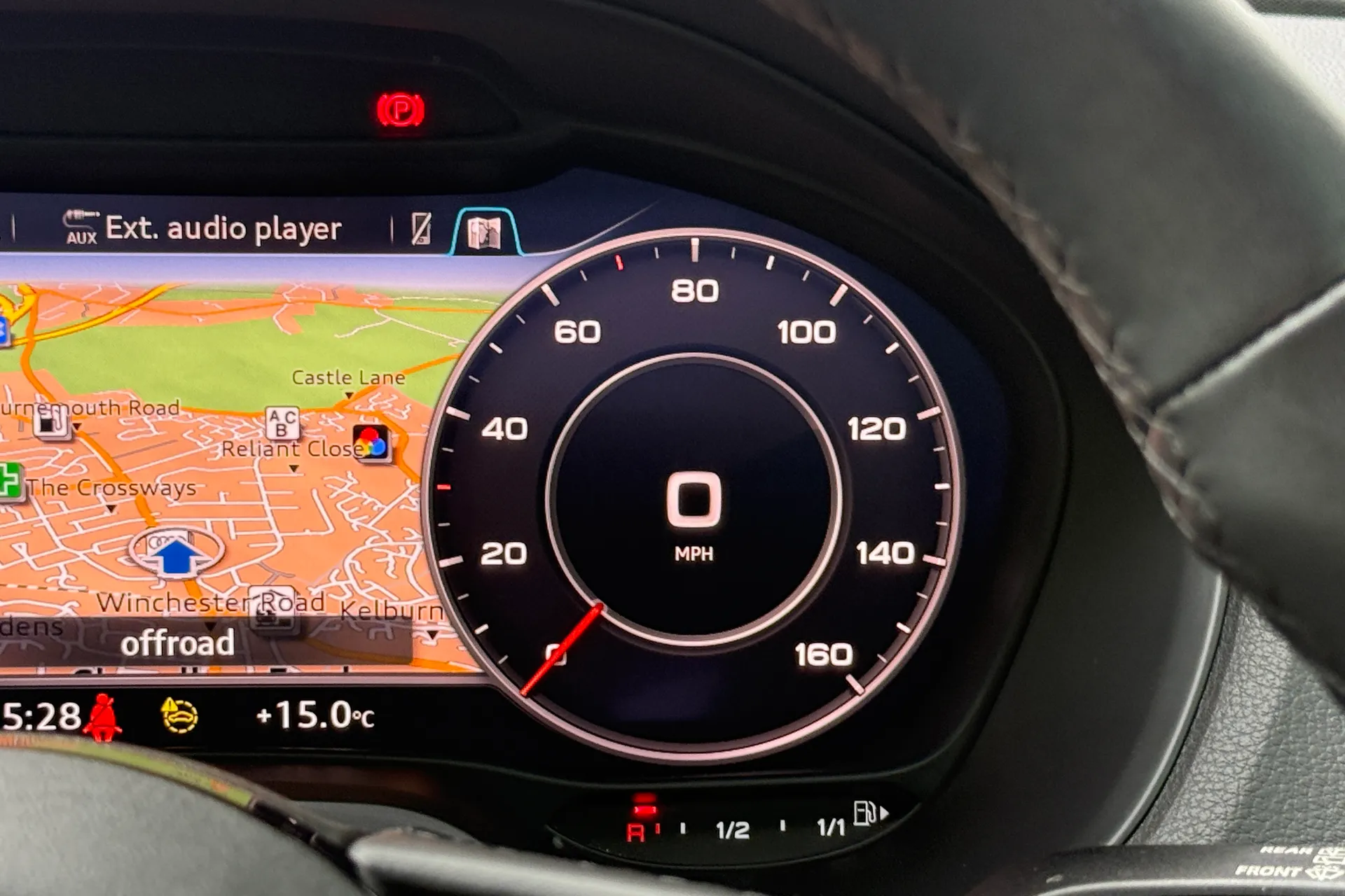 Audi Q2 thumbnail image number 13