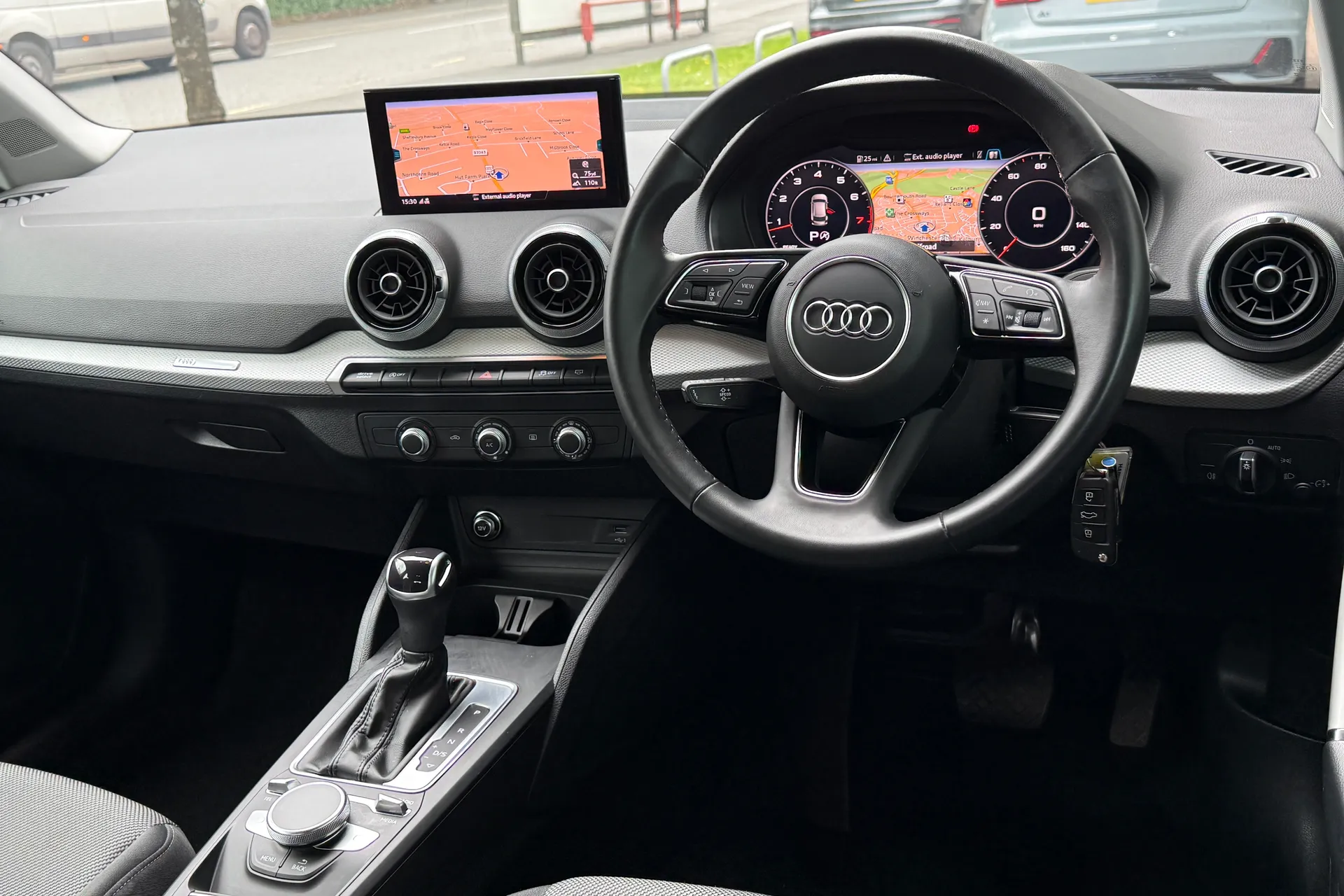 Audi Q2 thumbnail image number 37