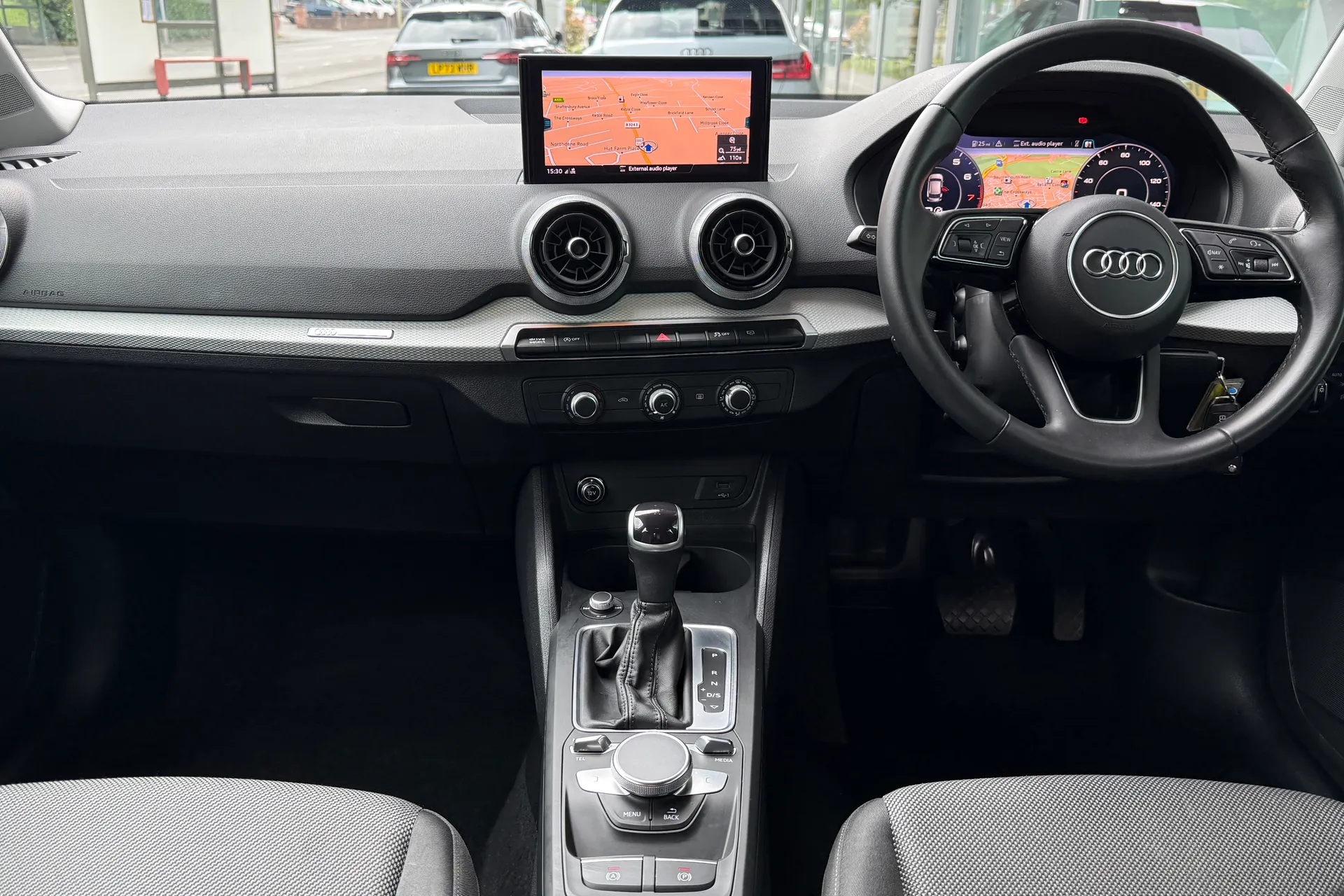 Audi Q2 thumbnail image number 40