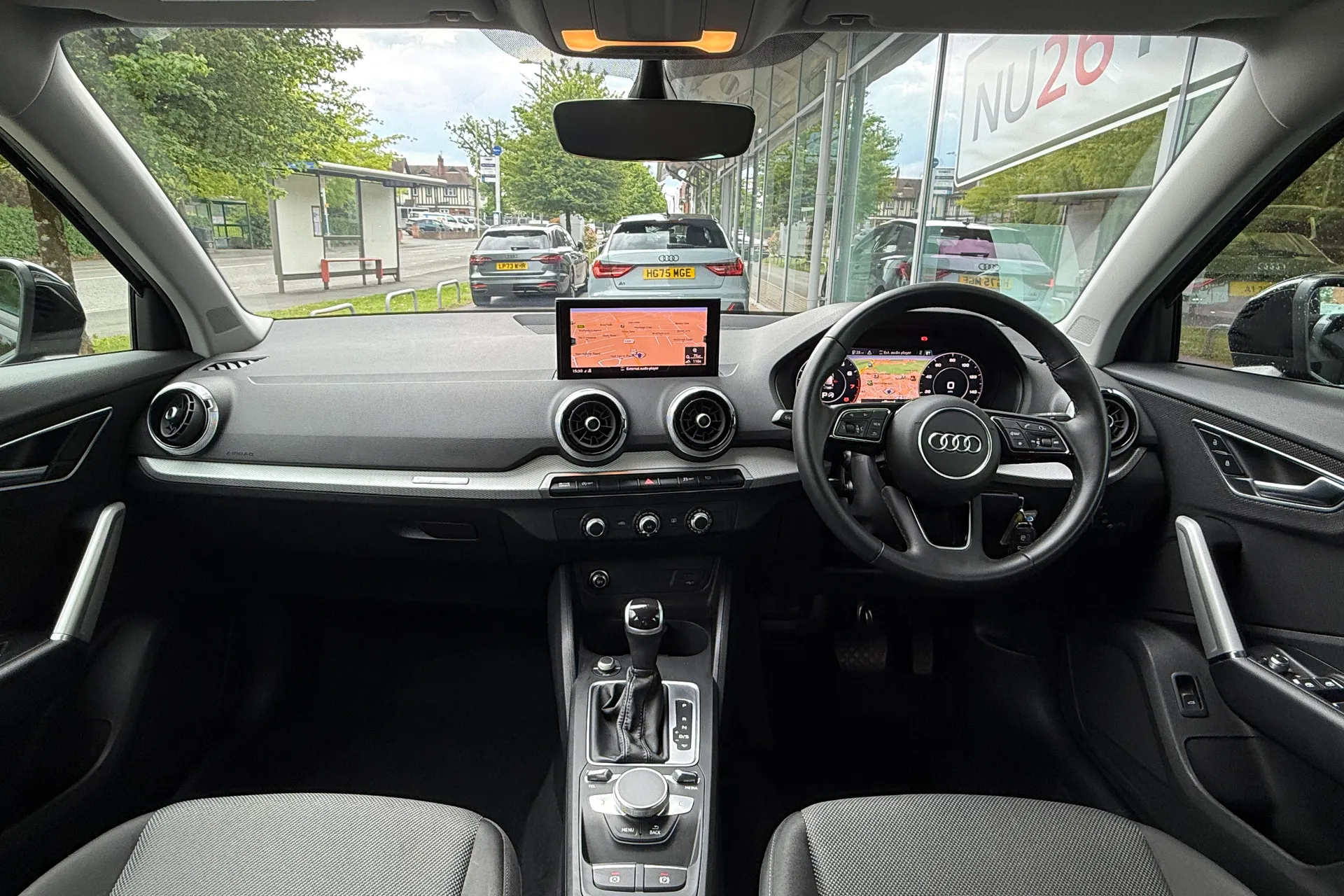 Audi Q2 thumbnail image number 3