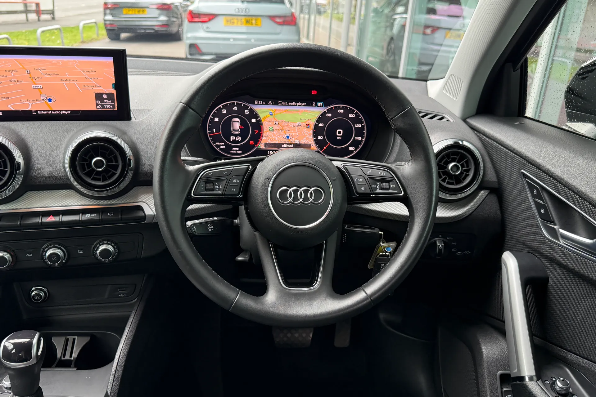 Audi Q2 thumbnail image number 41