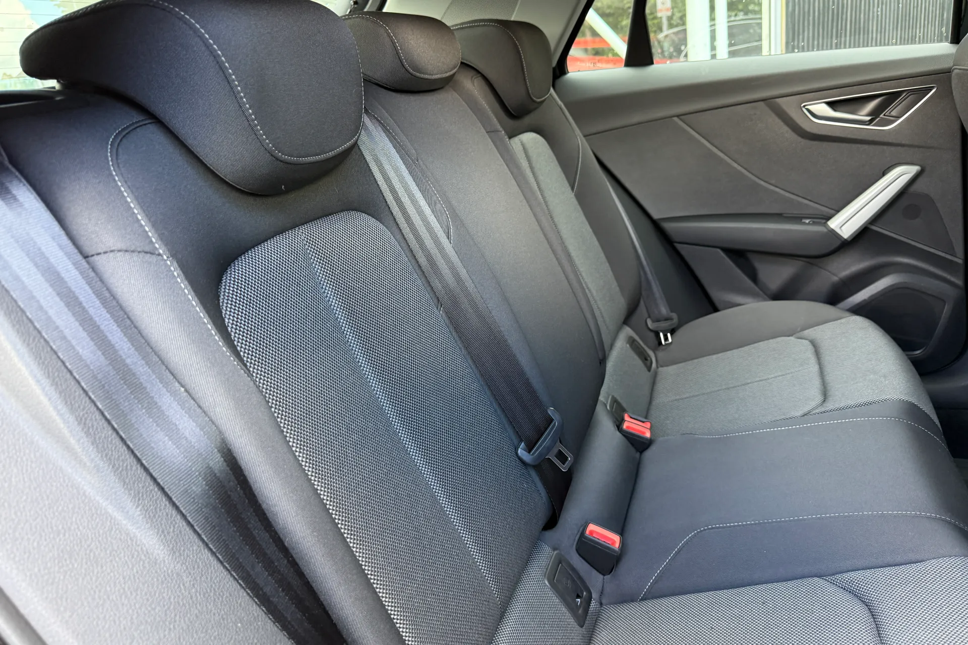Audi Q2 thumbnail image number 35