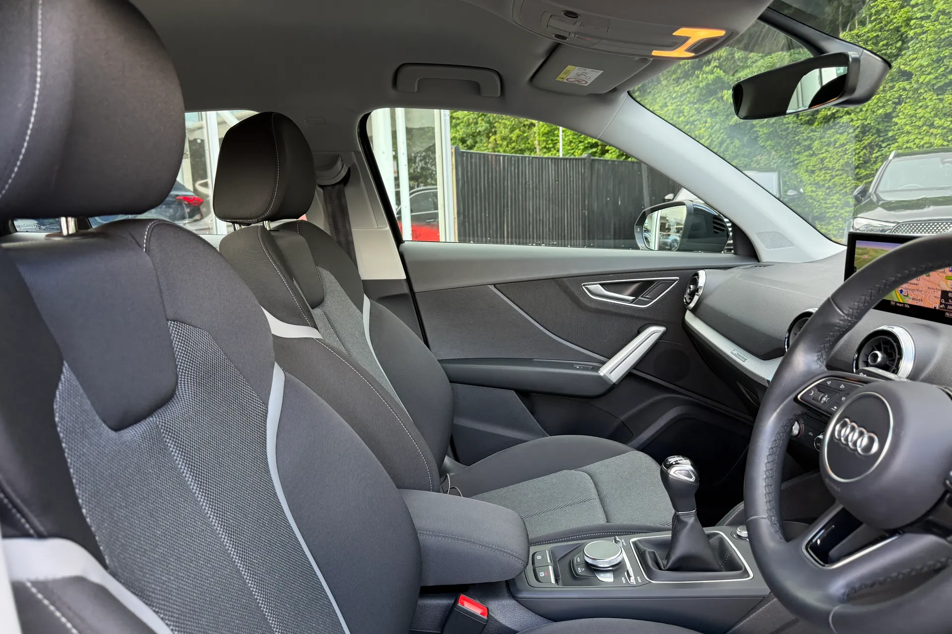 Audi Q2 thumbnail image number 31