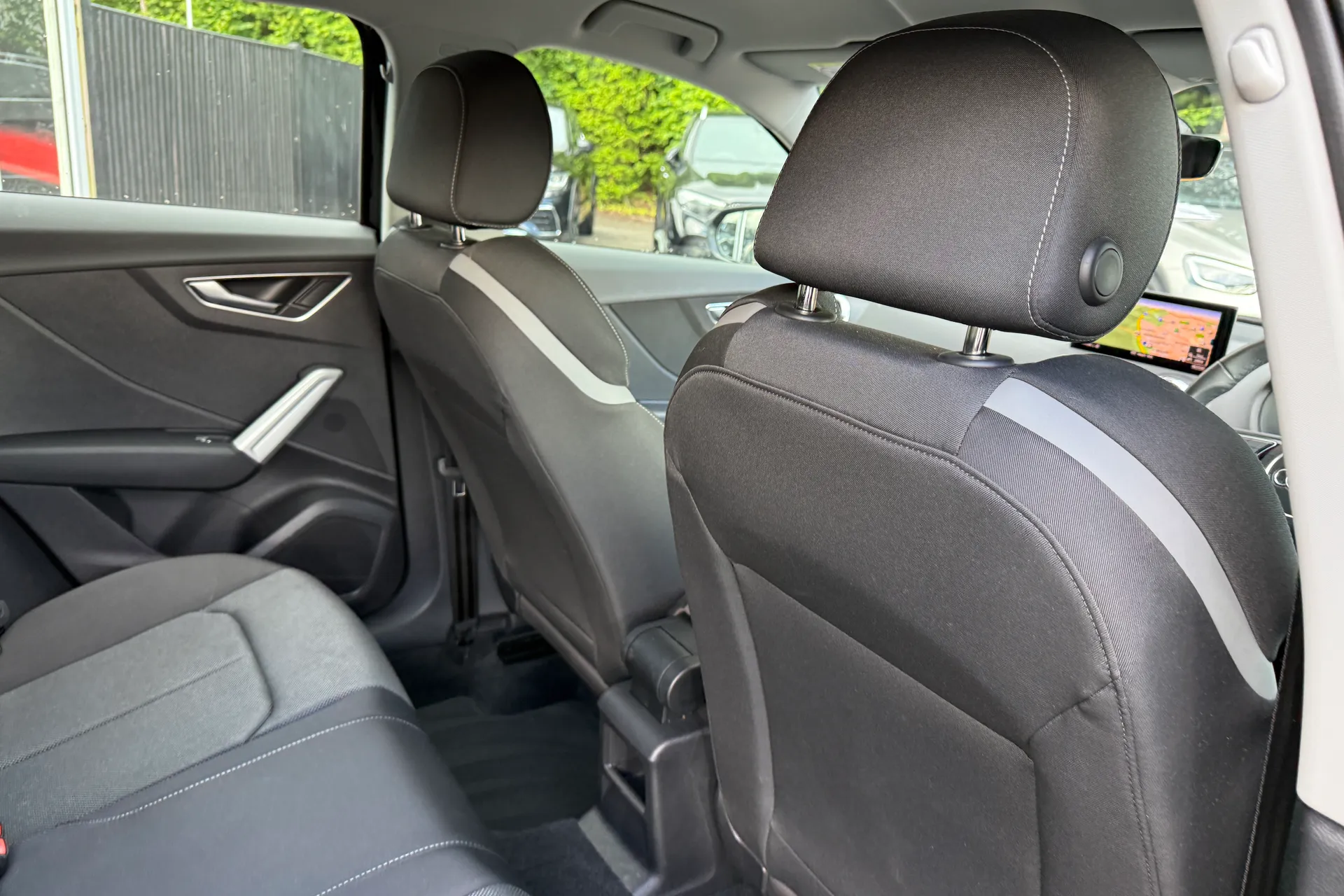 Audi Q2 thumbnail image number 37