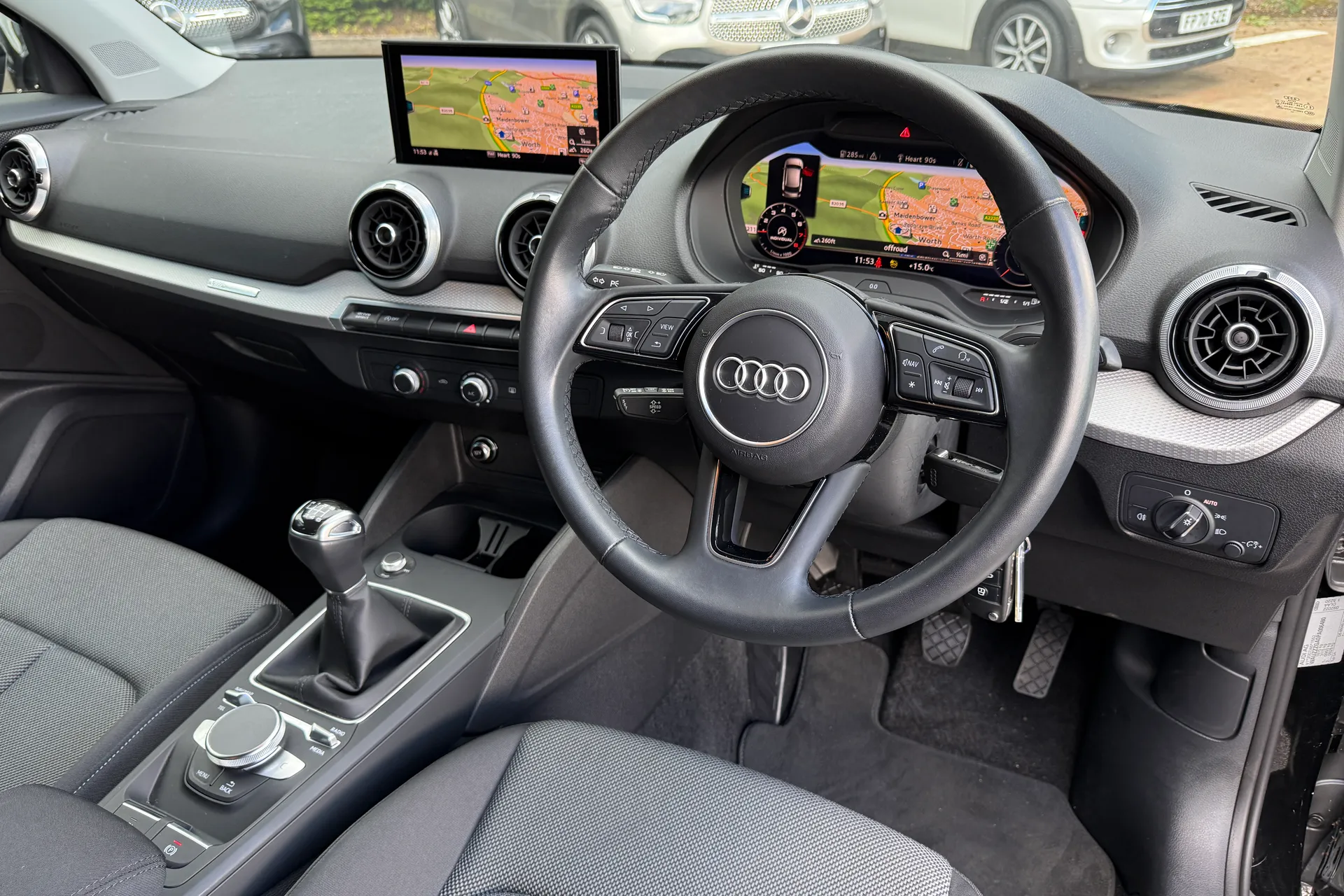 Audi Q2 thumbnail image number 30