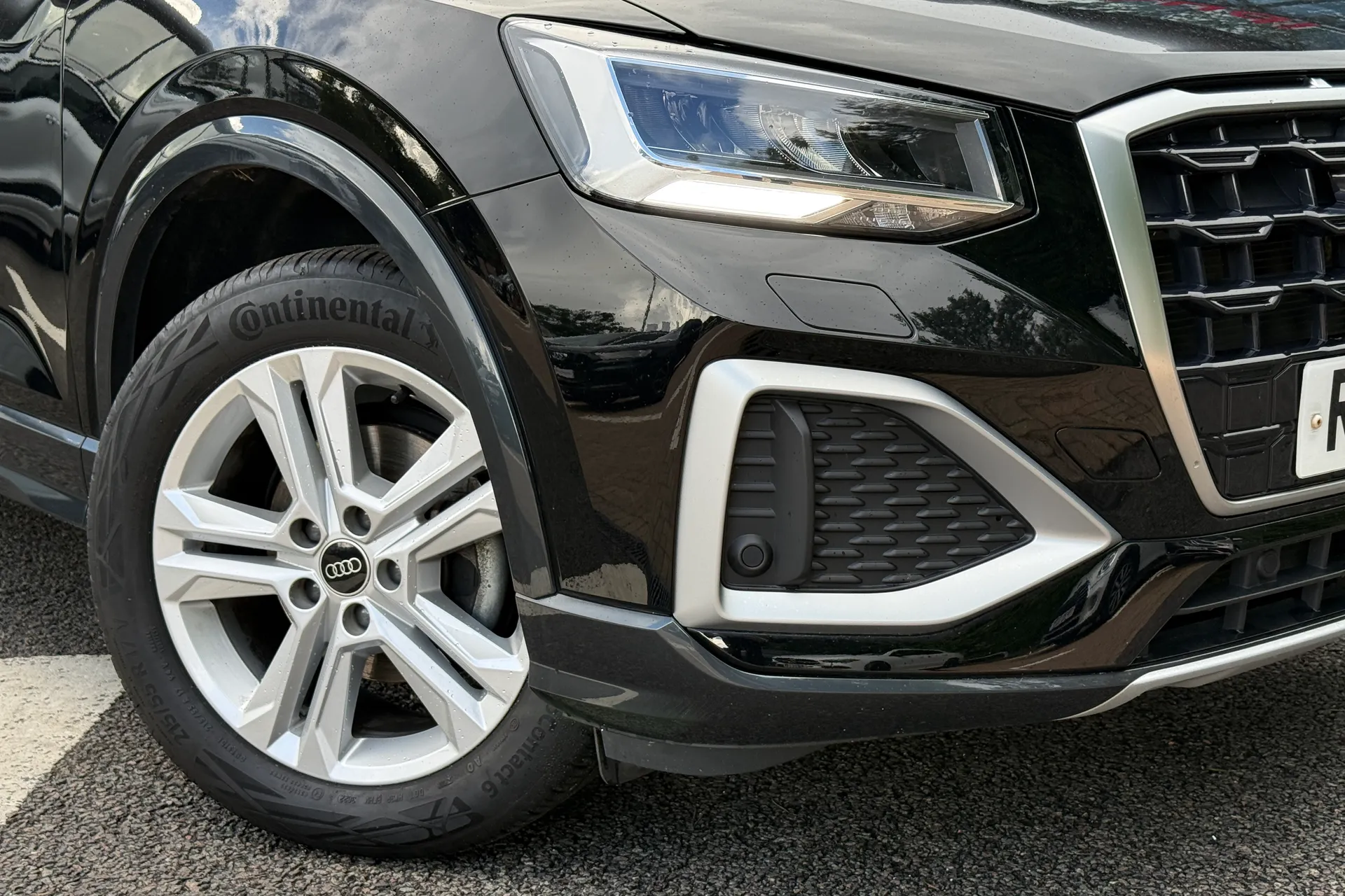 Audi Q2 thumbnail image number 14