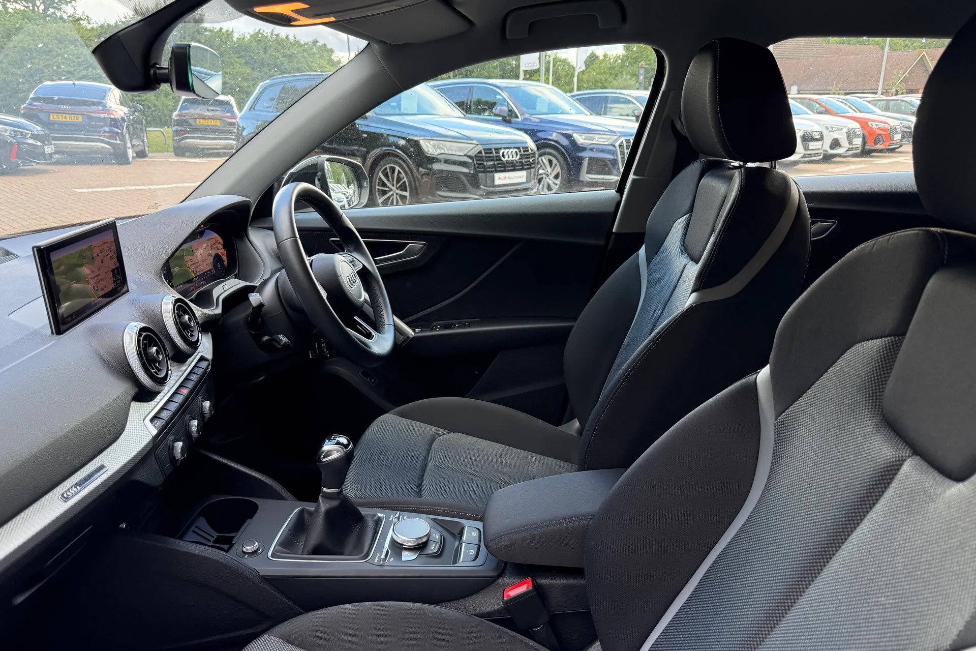 Audi Q2 thumbnail image number 56
