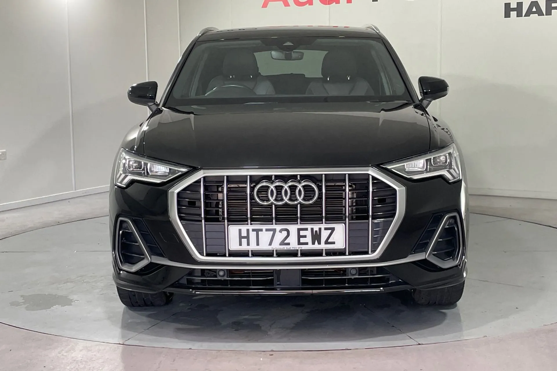 Audi Q3 thumbnail image number 6