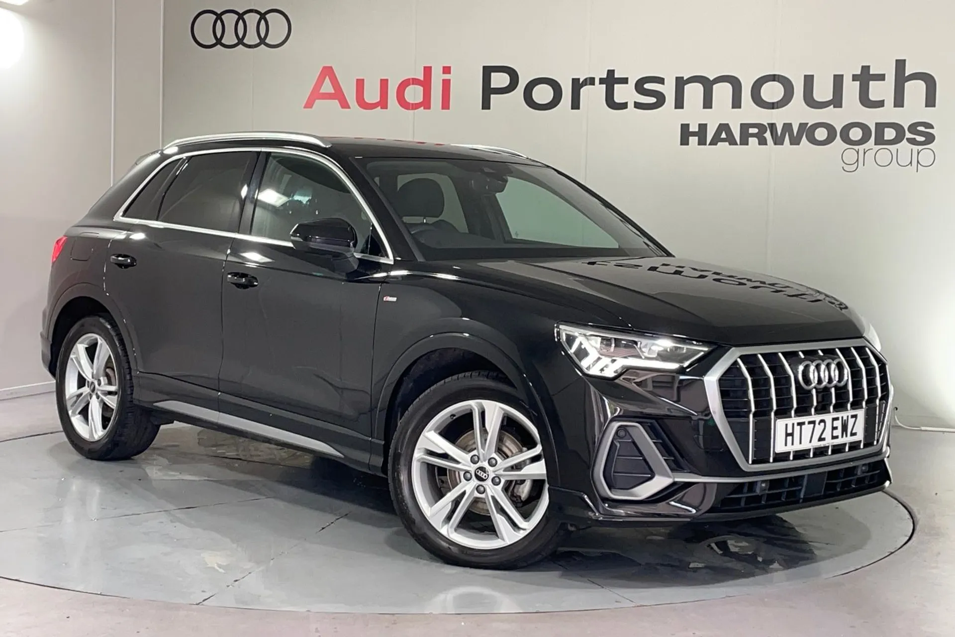 Audi Q3 focused image