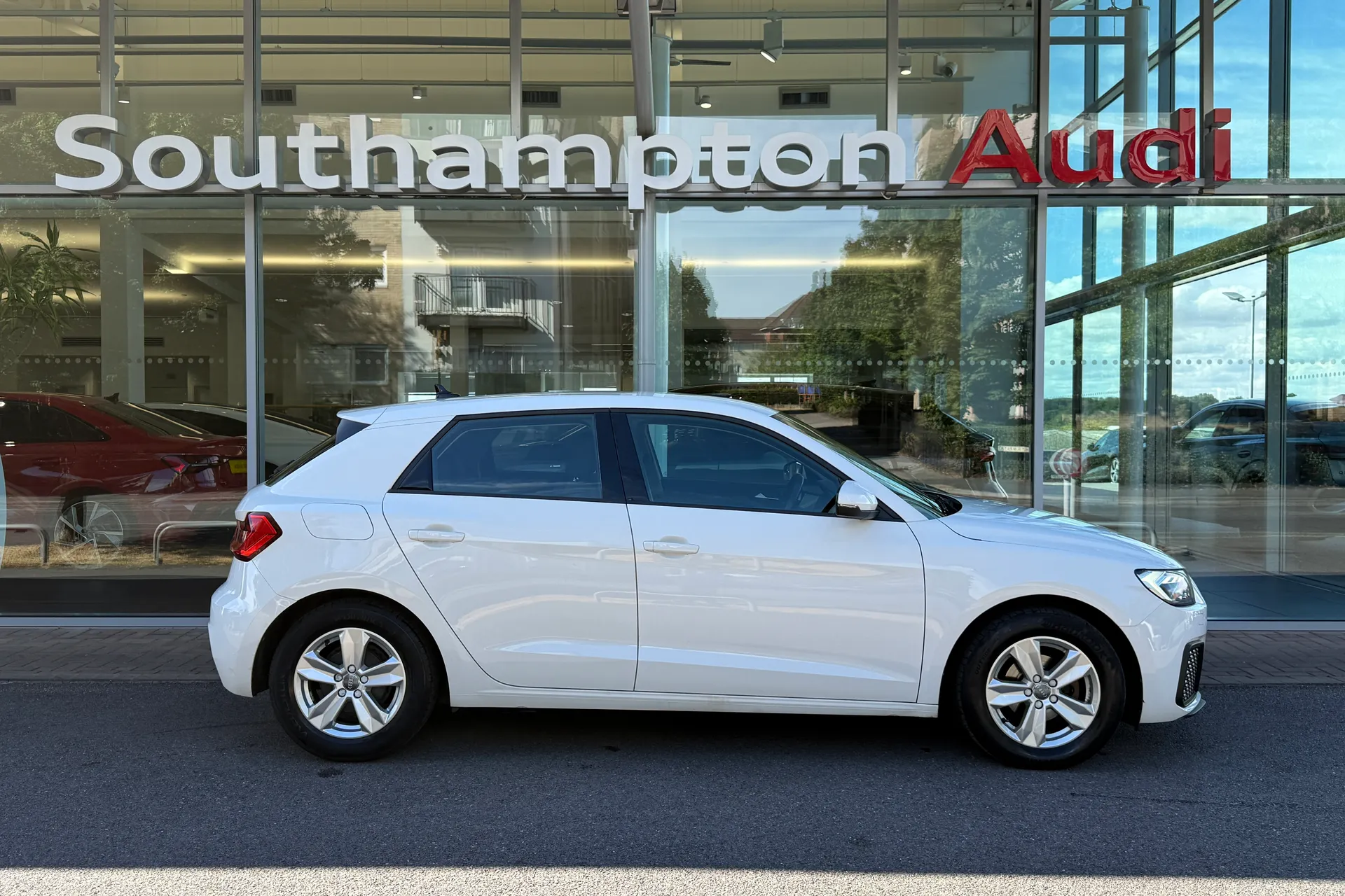Audi A1 thumbnail image number 4