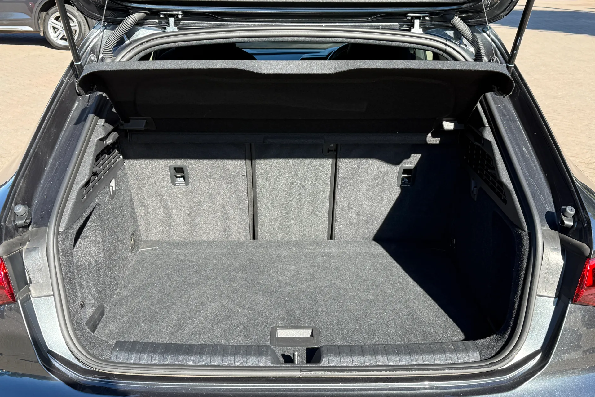 Audi A3 thumbnail image number 32