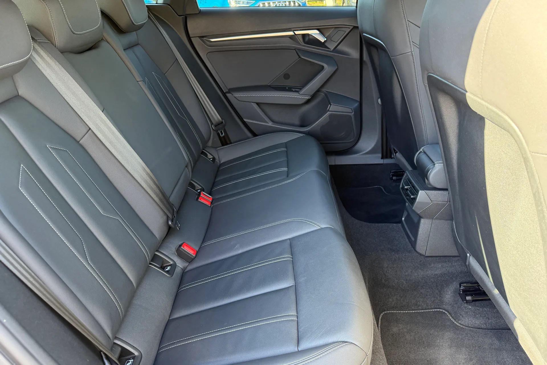 Audi A3 thumbnail image number 42