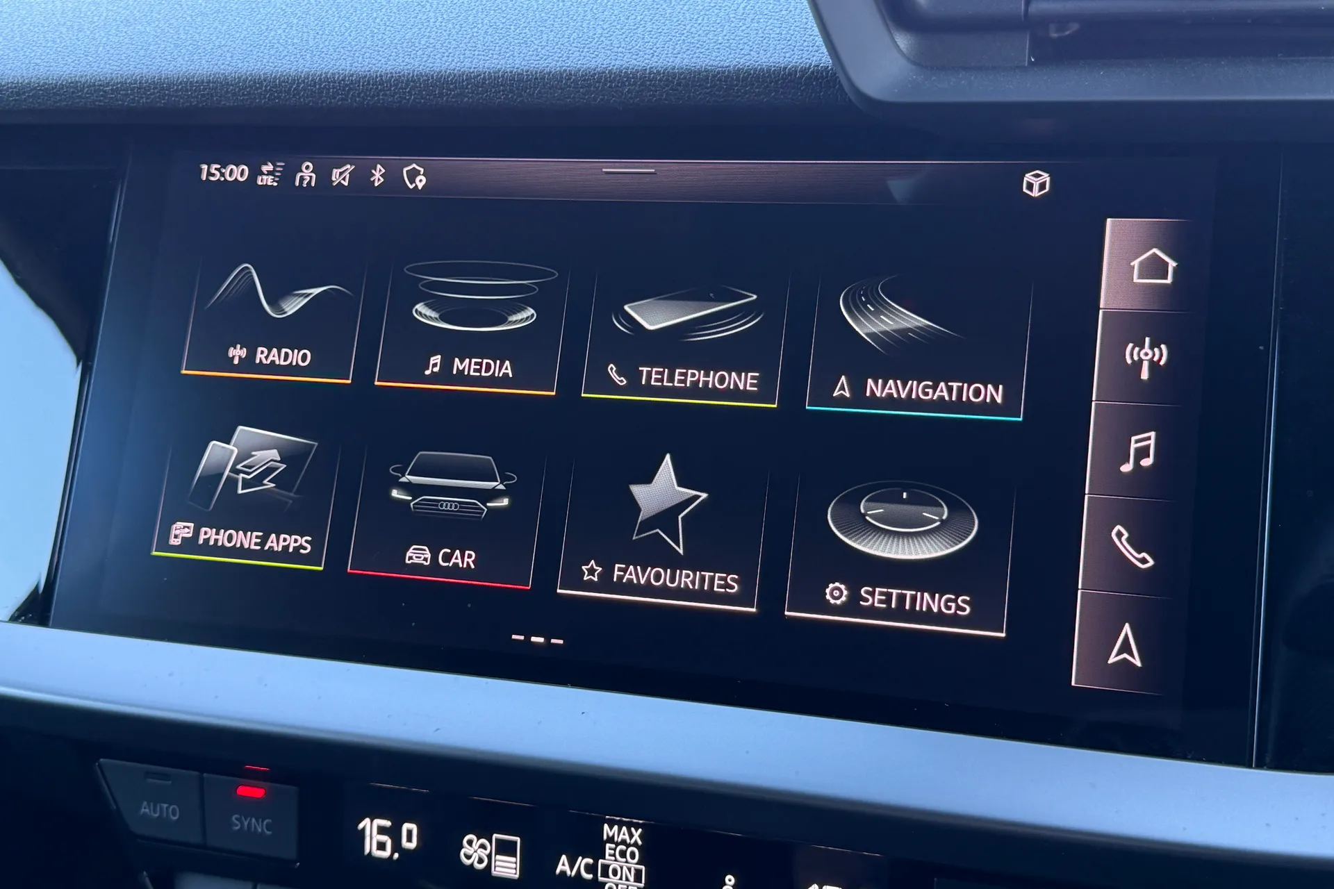 Audi A3 thumbnail image number 11