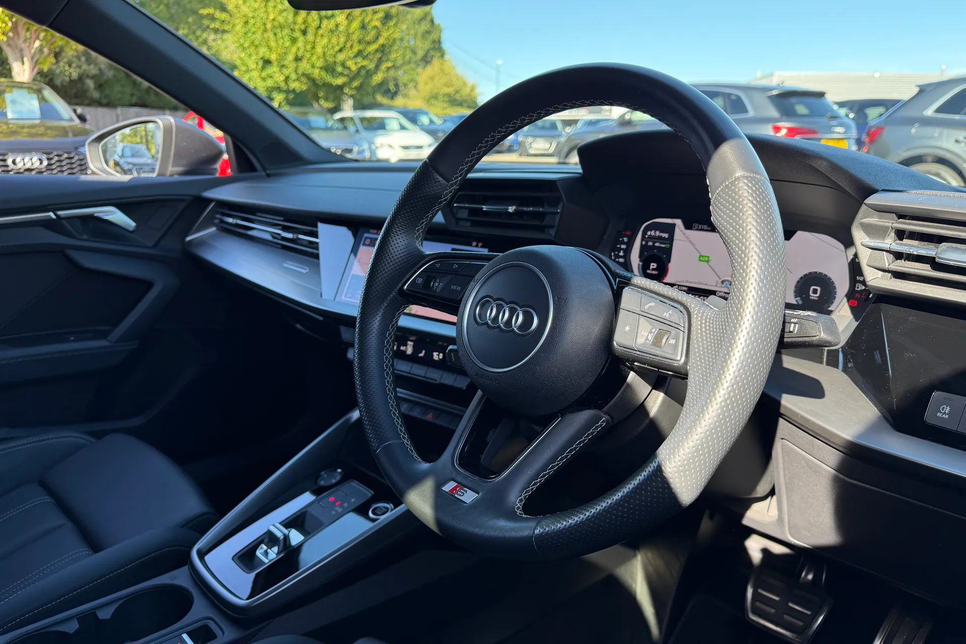 Audi A3 thumbnail image number 25