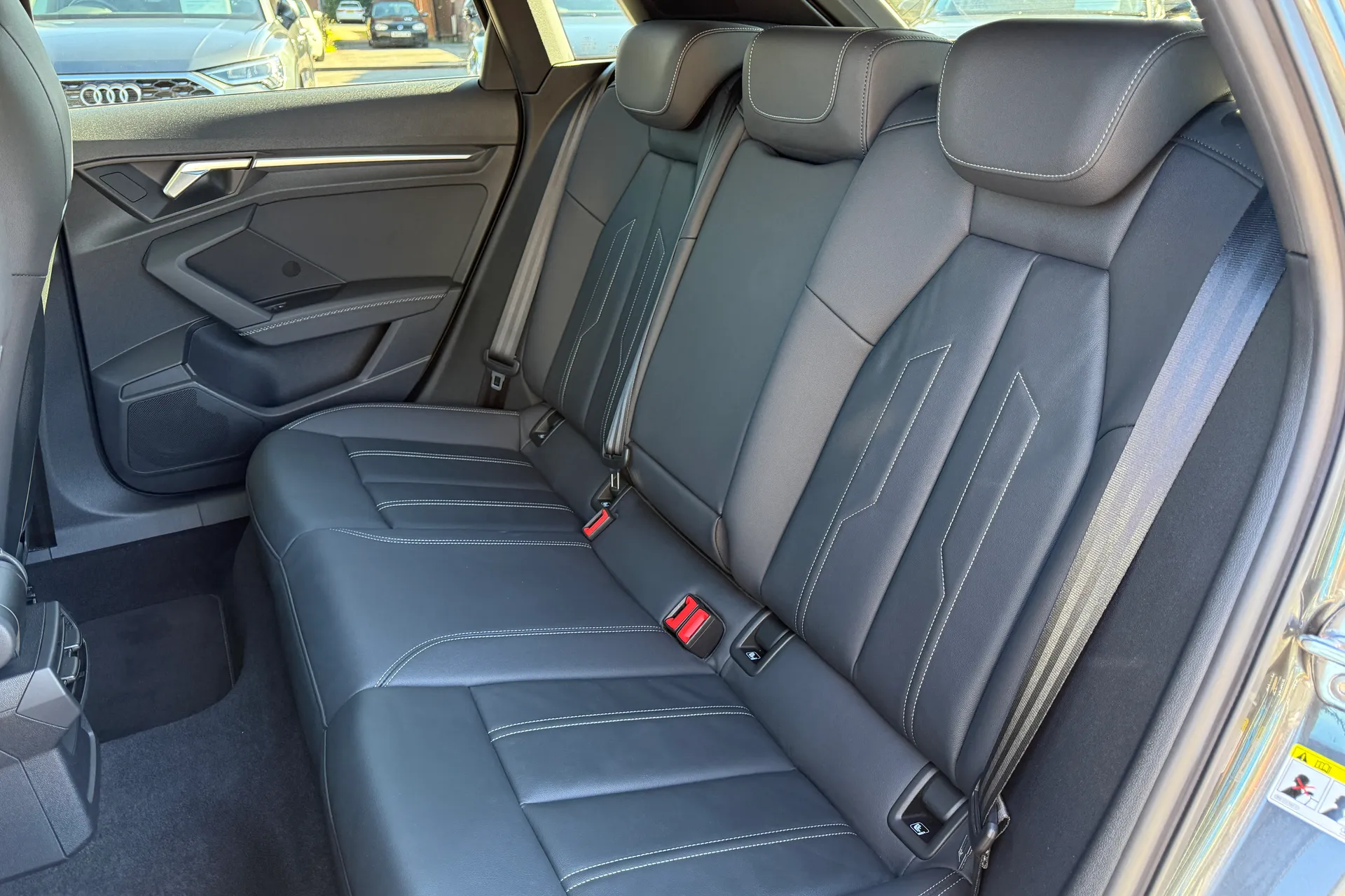 Audi A3 thumbnail image number 40