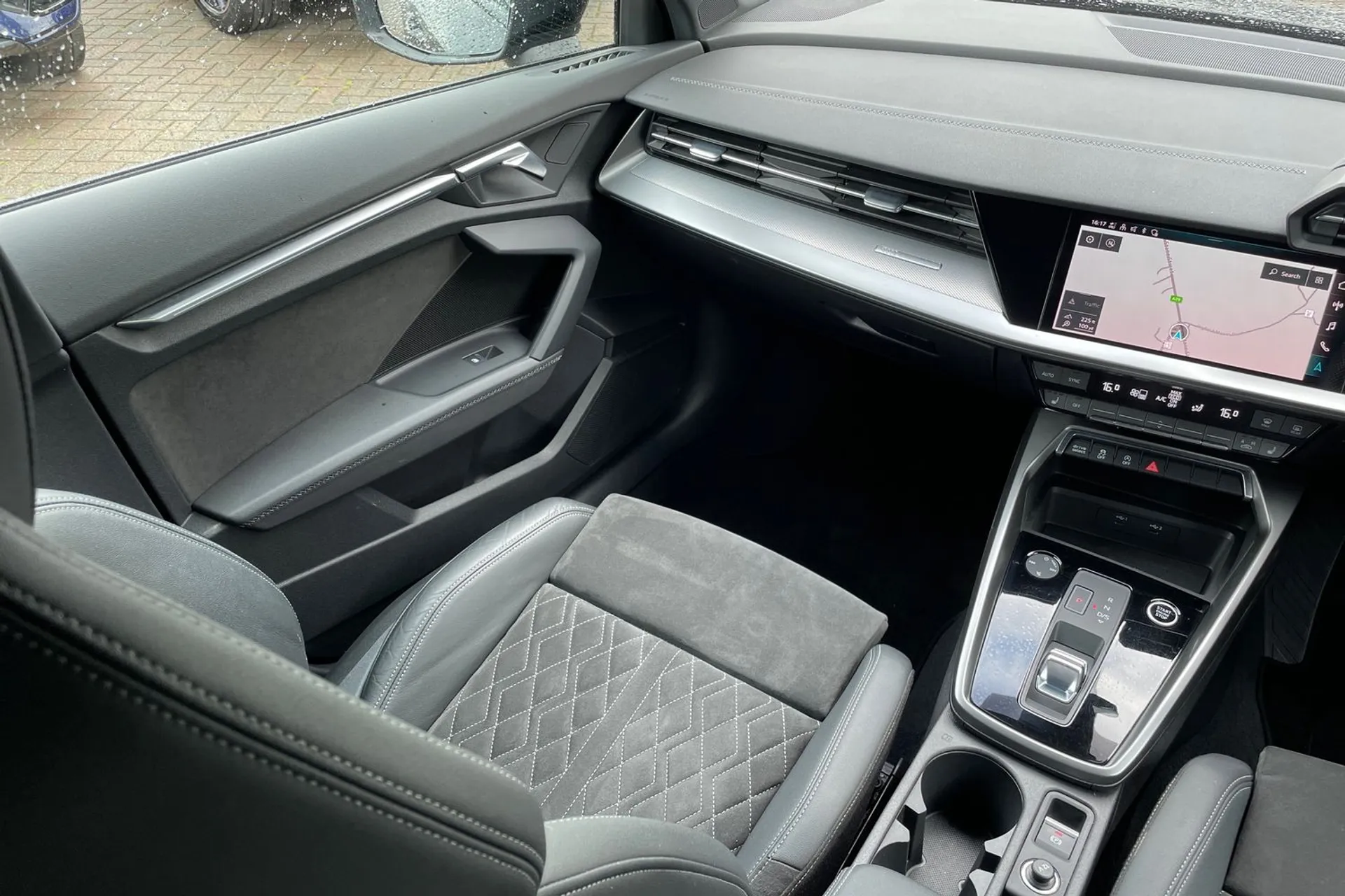 Audi A3 thumbnail image number 39