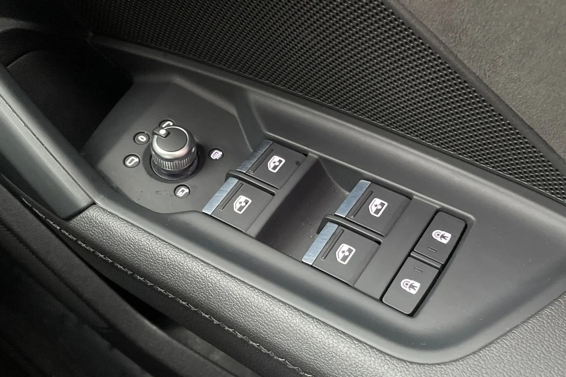 Audi A3 thumbnail image number 13