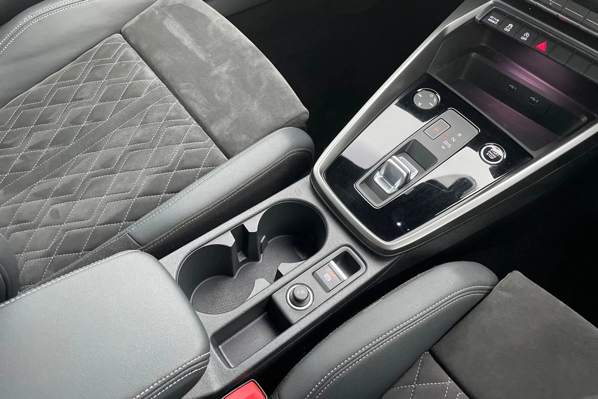 Audi A3 thumbnail image number 14