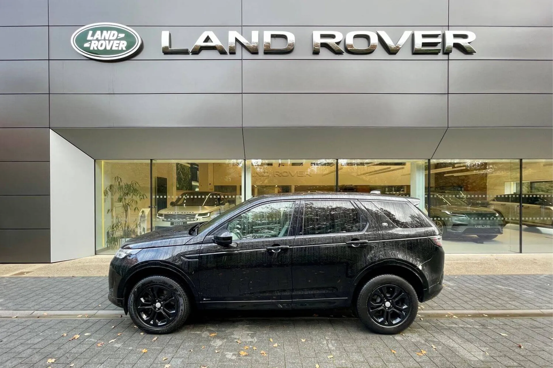 LAND ROVER DISCOVERY SPORT thumbnail image number 16